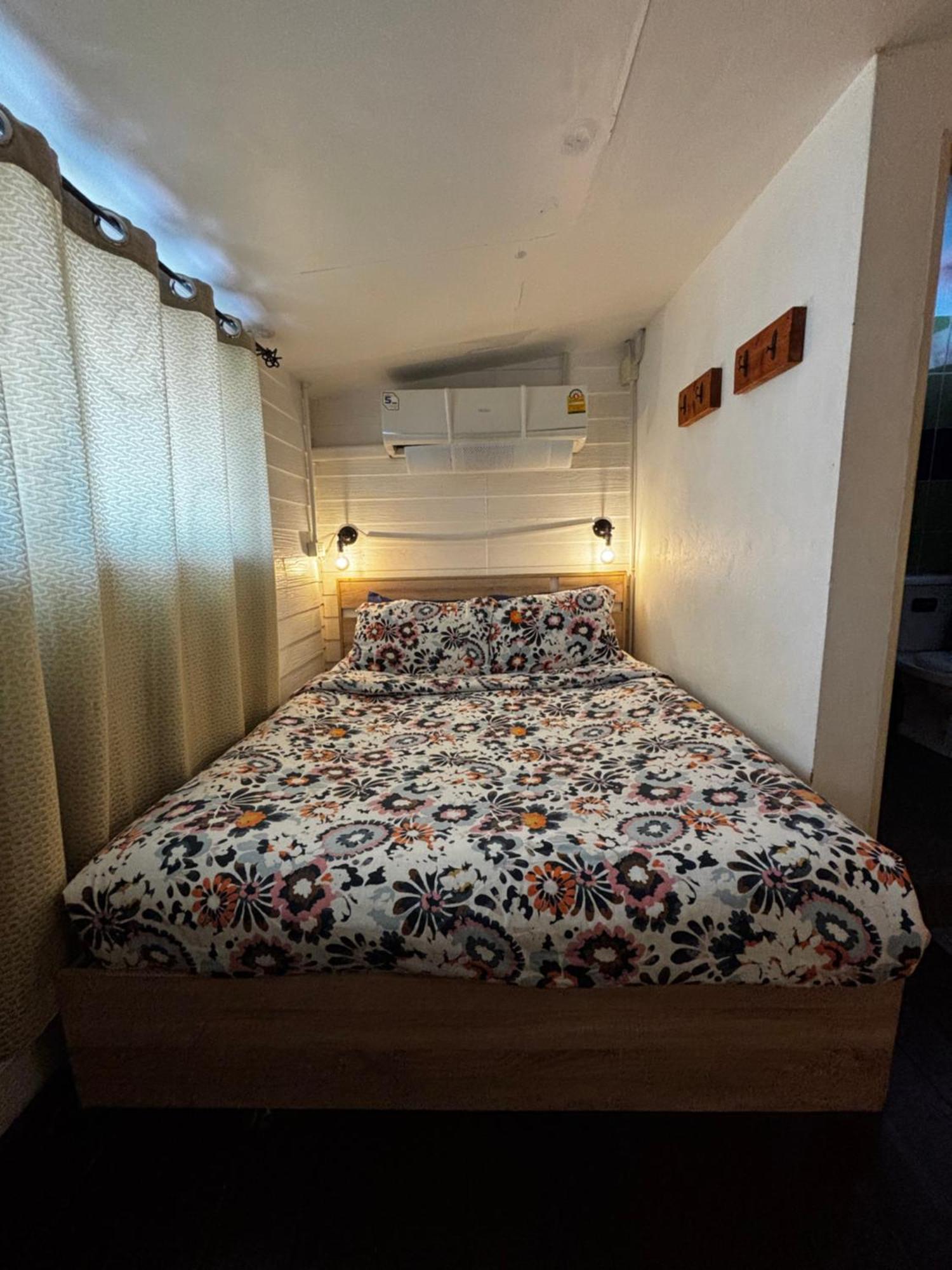 Double Room,1747000479:JPEG