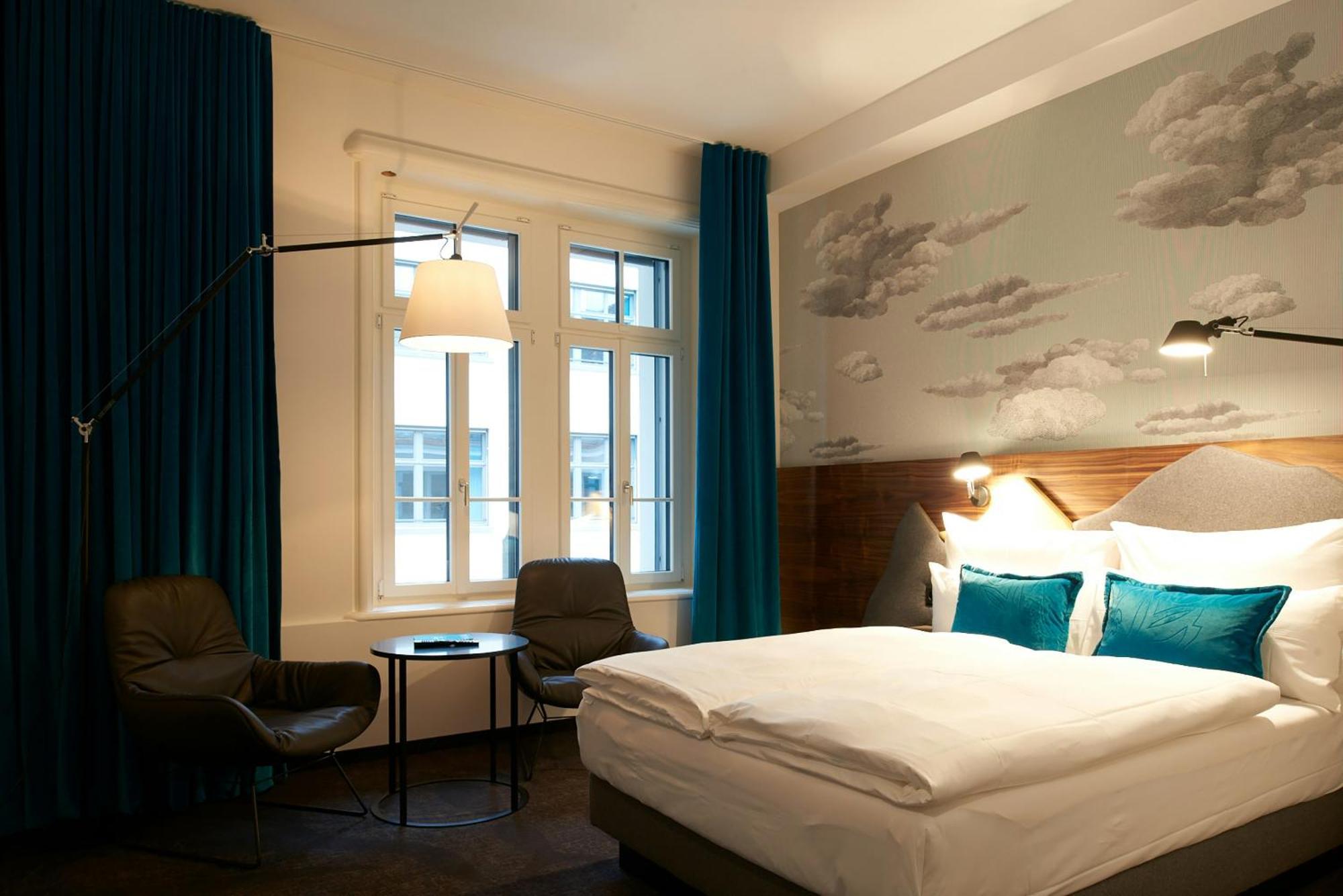 Superior Double Room,1747003250:JPEG