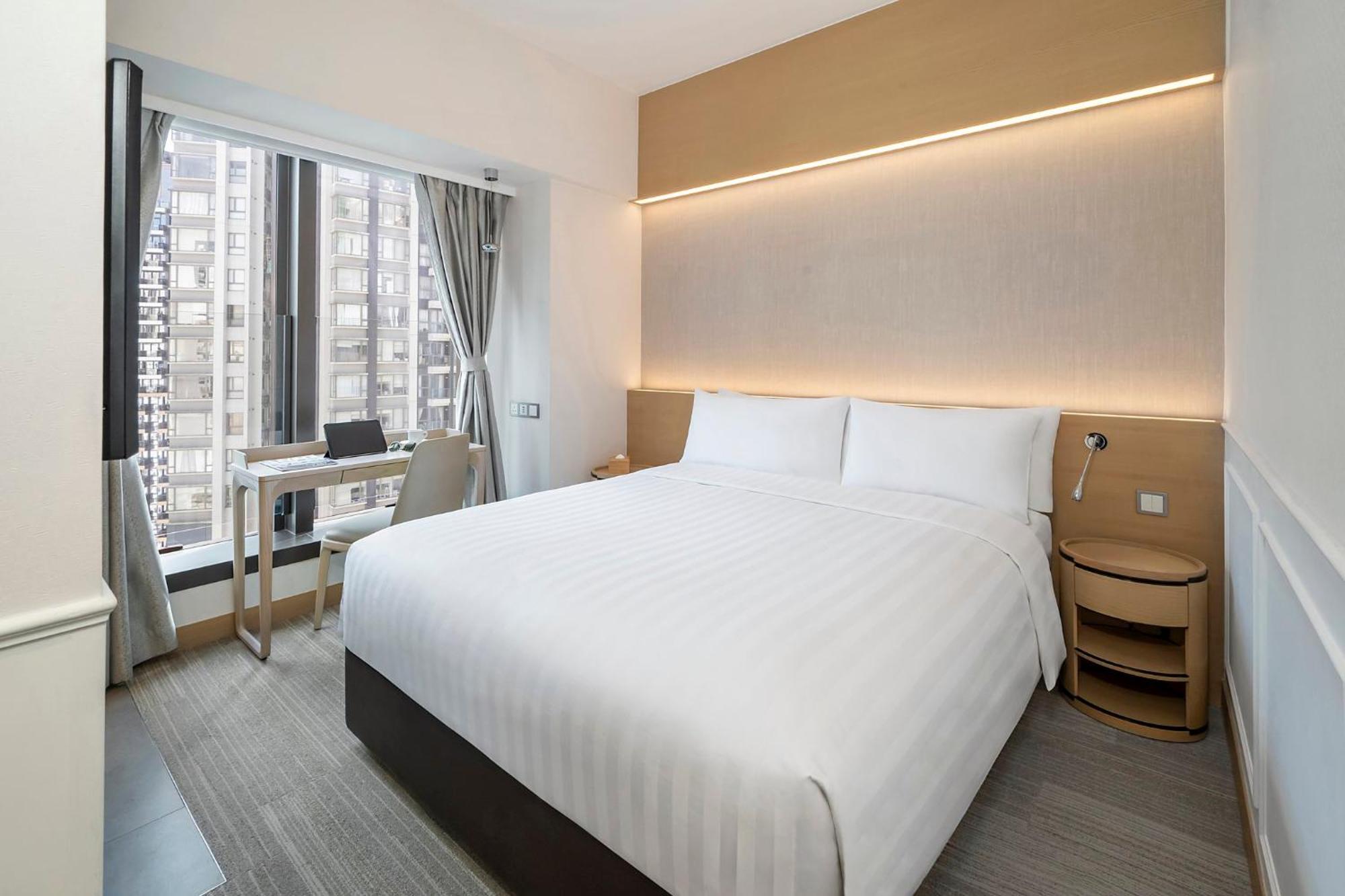 Superior Queen Room