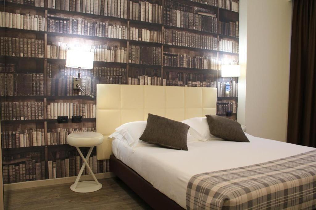 Double or Twin Room,1215923254:JPEG