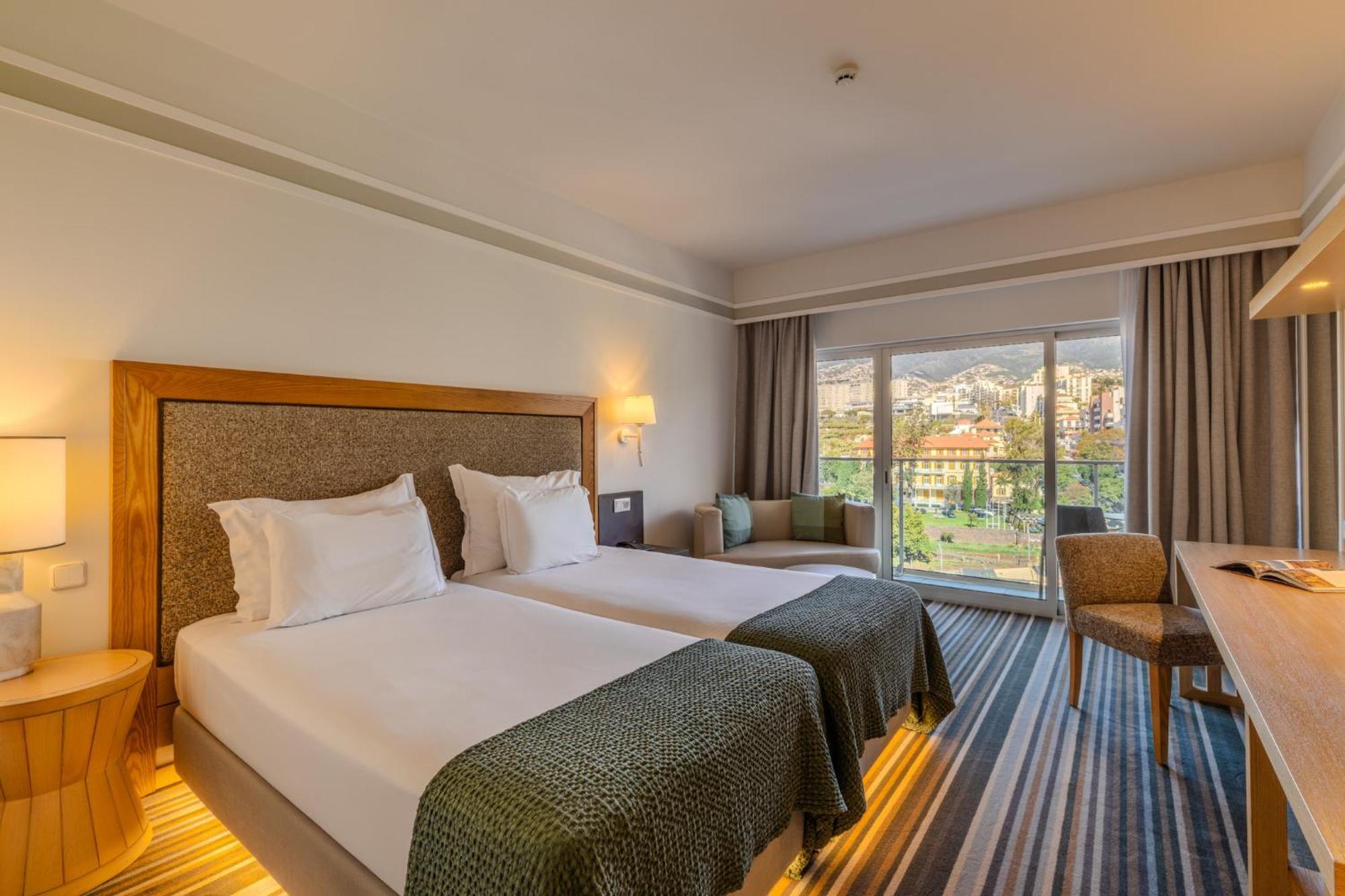 Classic Twin Room with City View,1758270914:JPEG