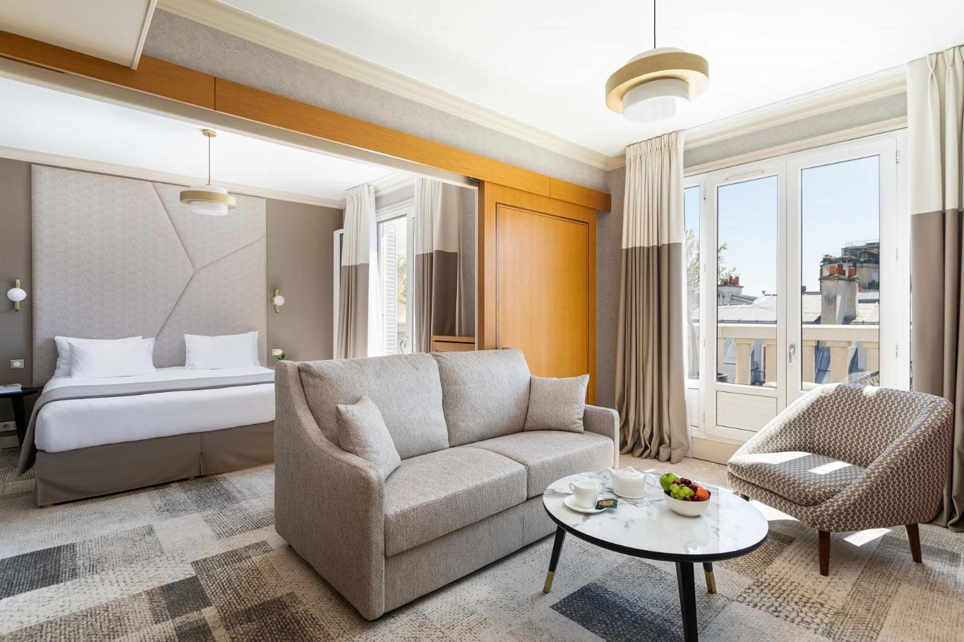 The Timeless Suite - Eiffel Tower View