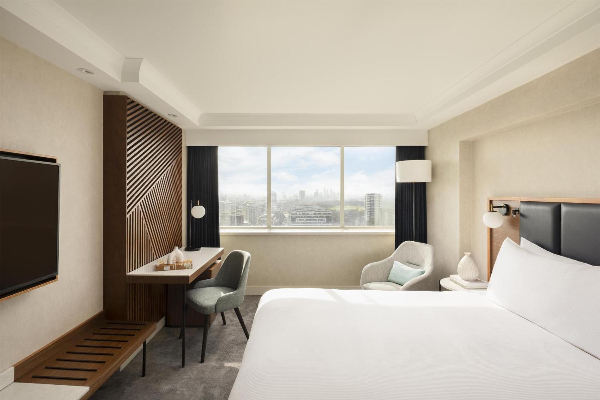 Executive King Room London View