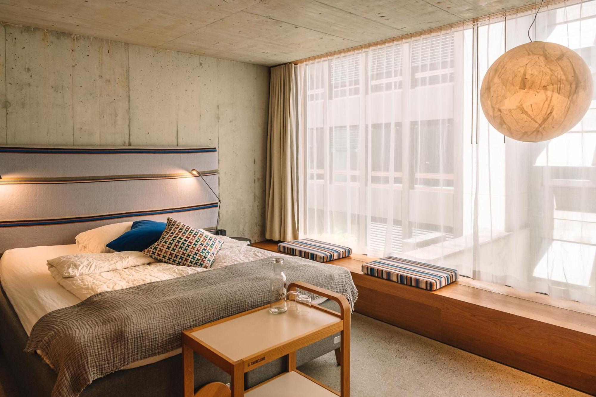 Design Signature Room