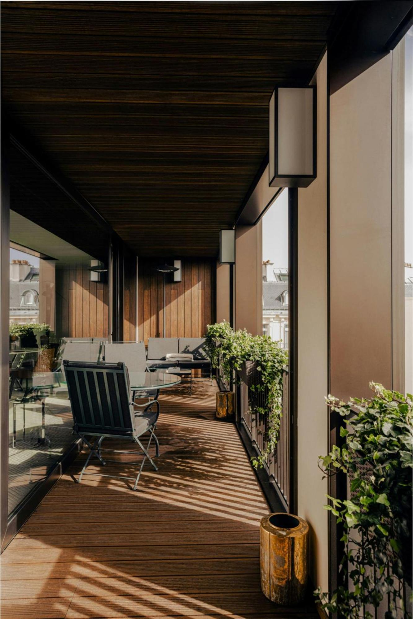Deluxe Suite Terrace