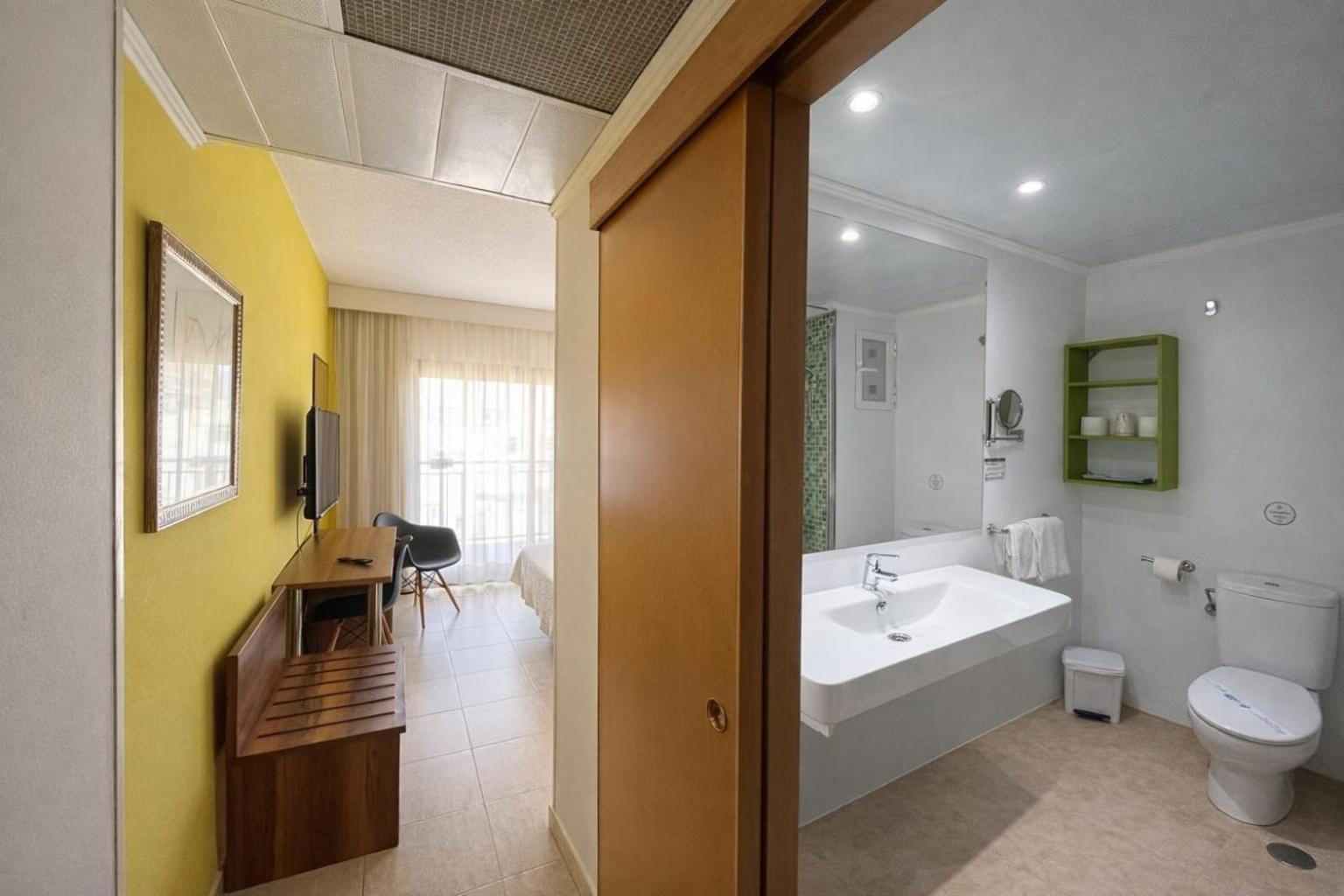 Single Room Balcony