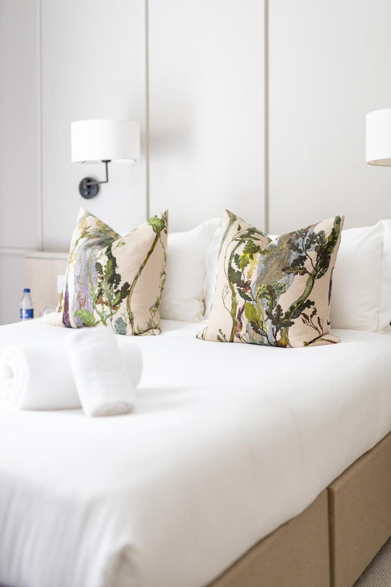 Virginia Woolf Signature Suite