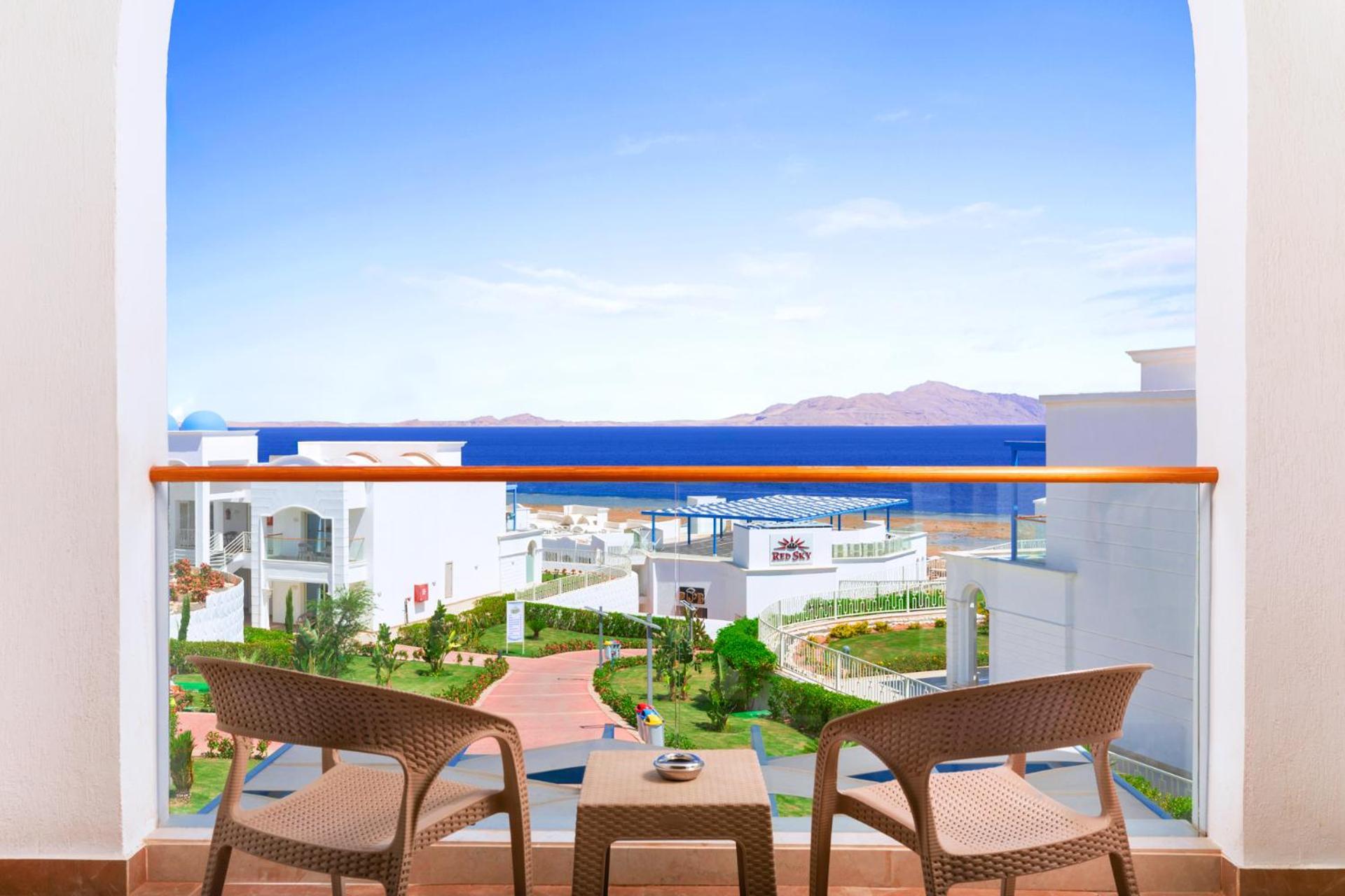 Deluxe Double or Twin Room Sea View