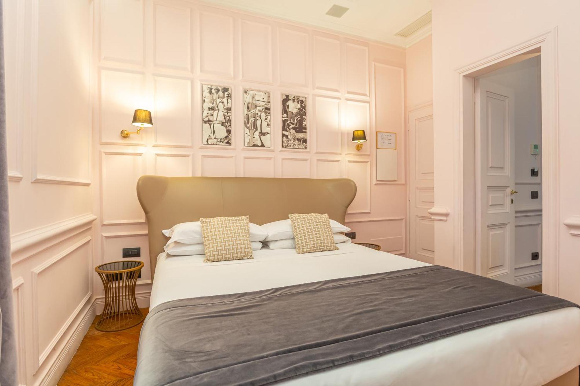 Deluxe Double Room,1765354878:JPEG