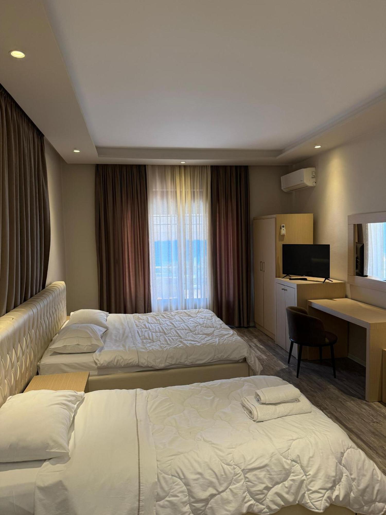 Quadruple Room Balcony Sea View