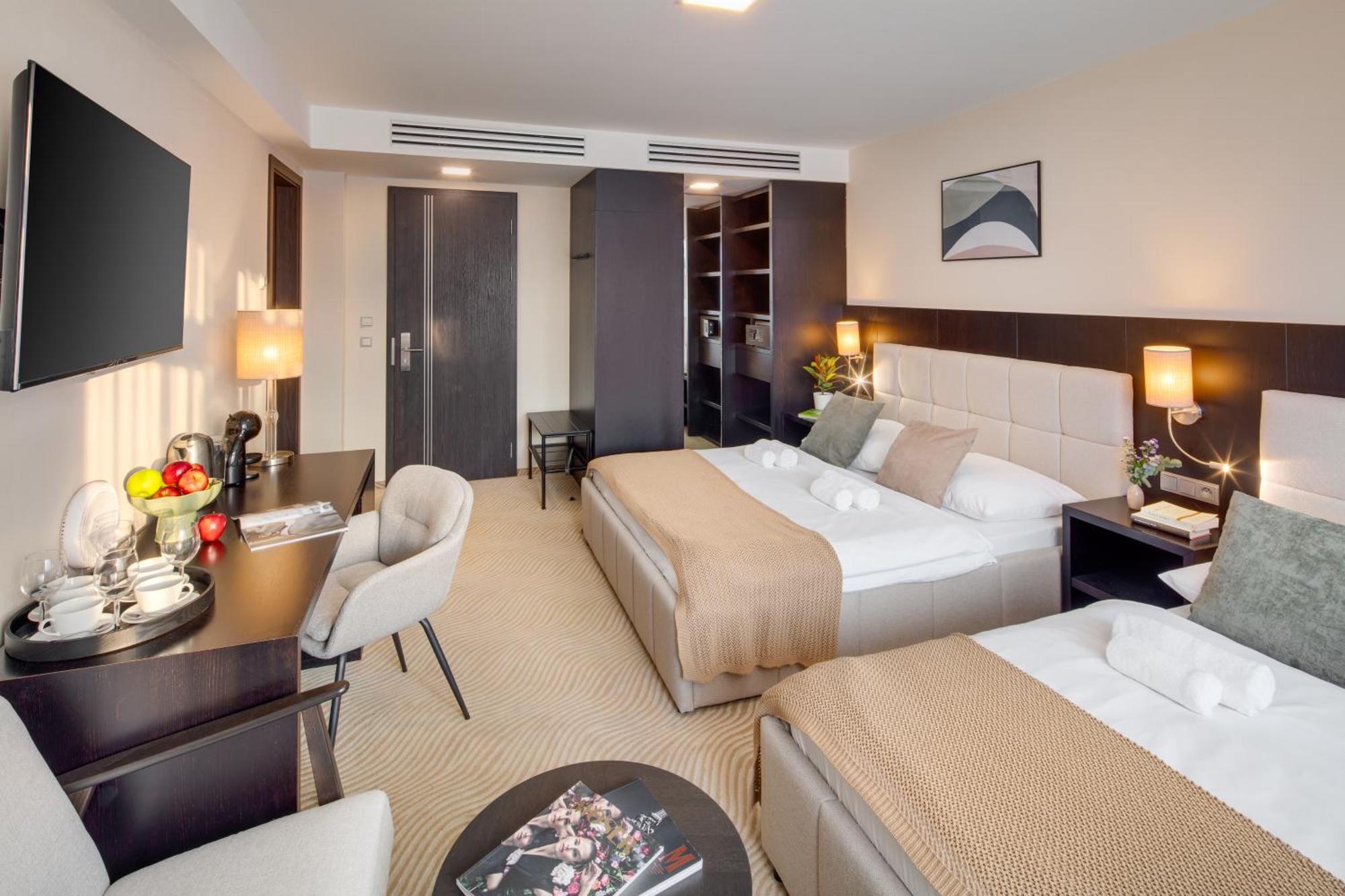 Comfort Quadruple Room