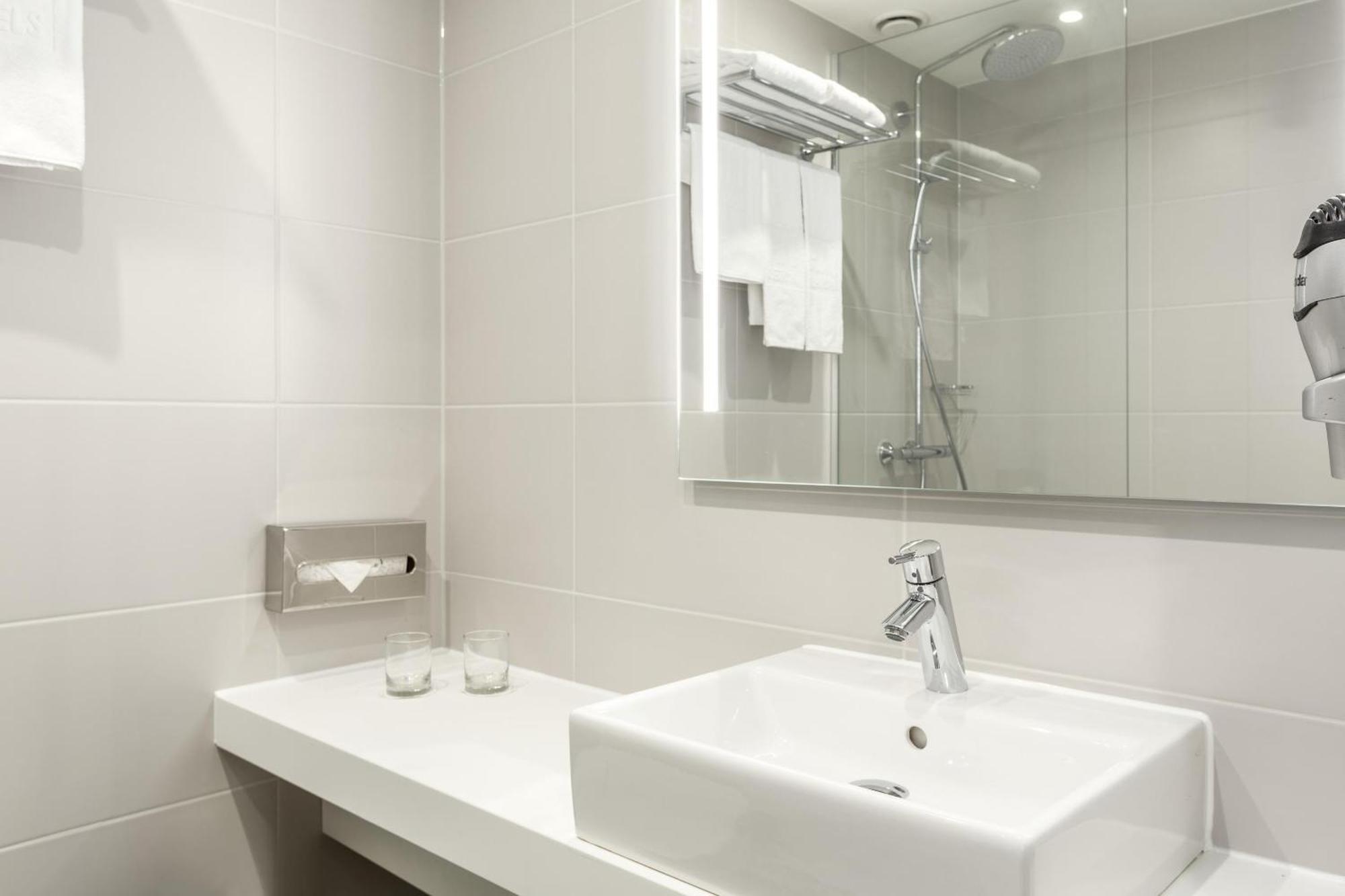 Small Standard Room Canal View