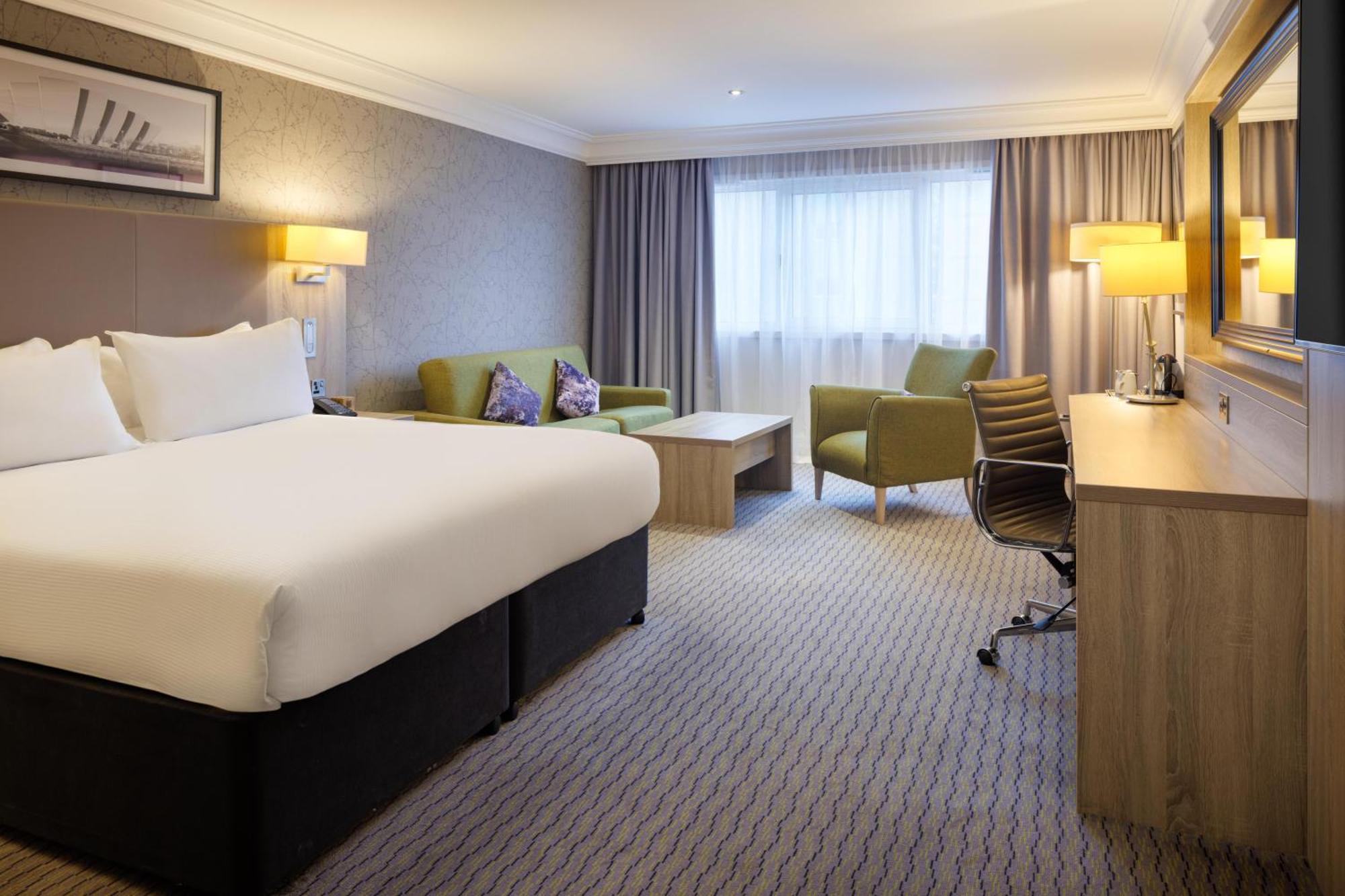 Deluxe King Room