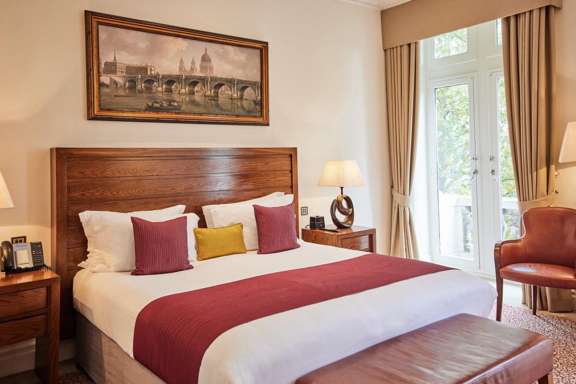 Garden View King Room