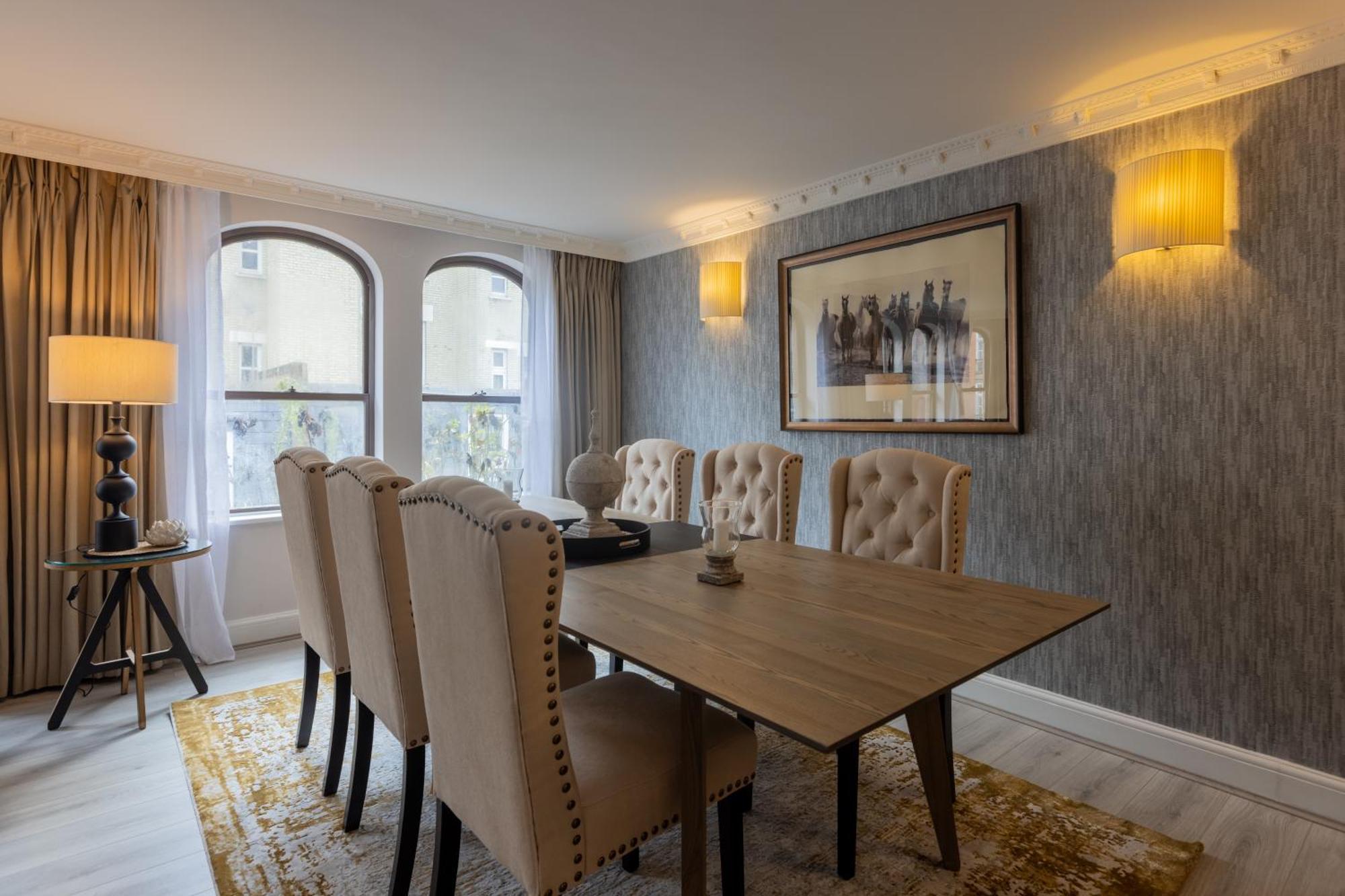 Executive Three-Bedroom Apartment