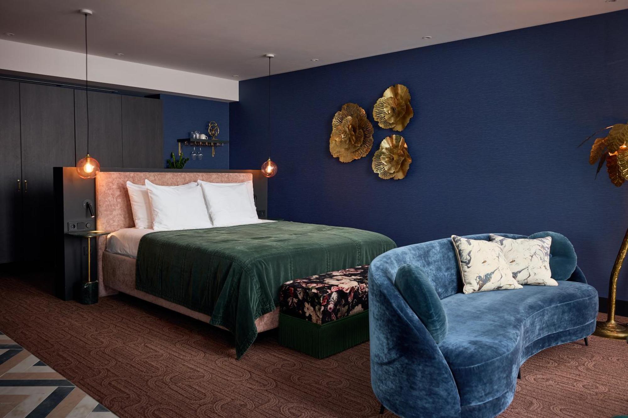 Penthouse Suite North