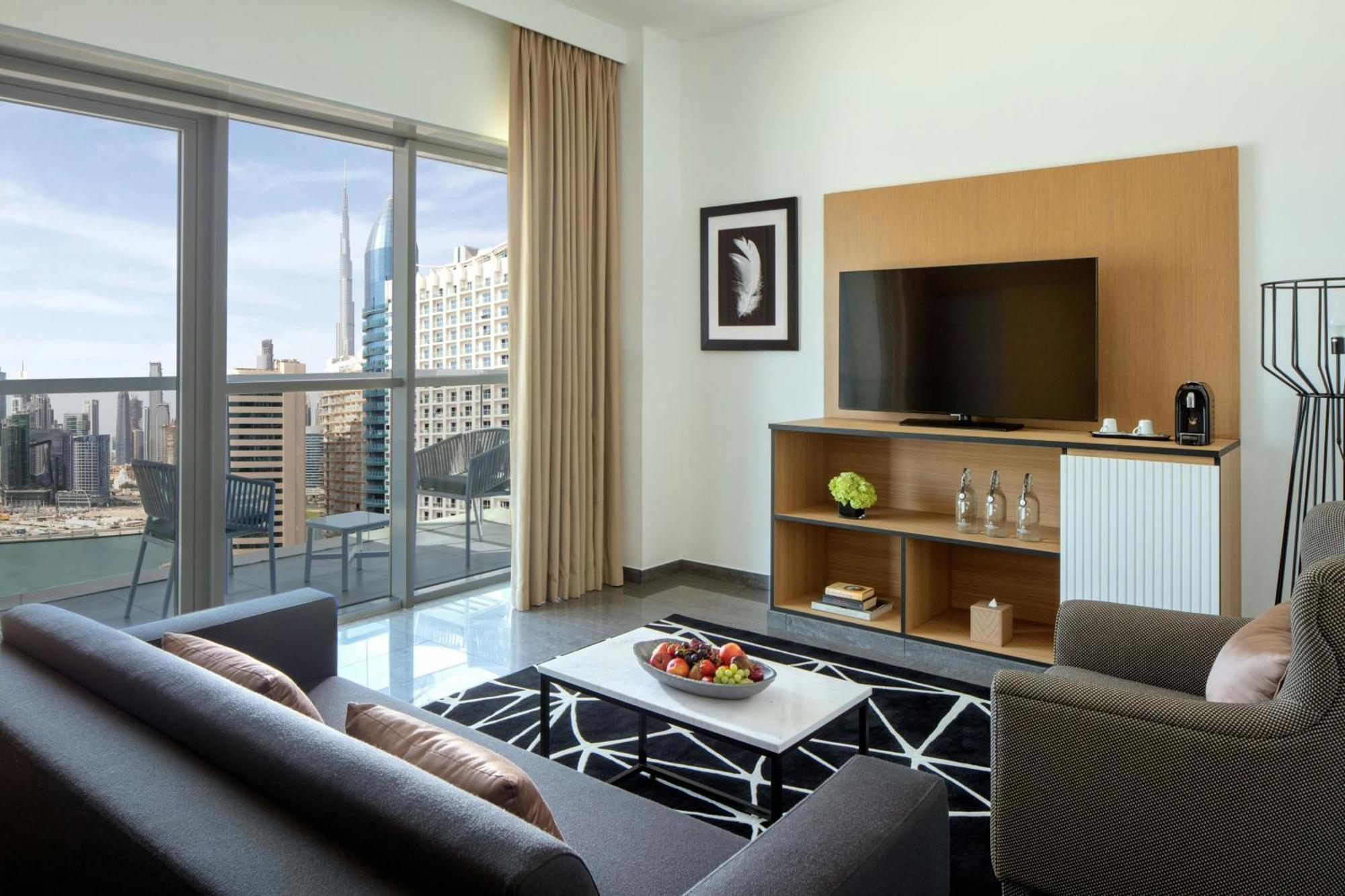 One-Bedroom Executive King Suite Balcony