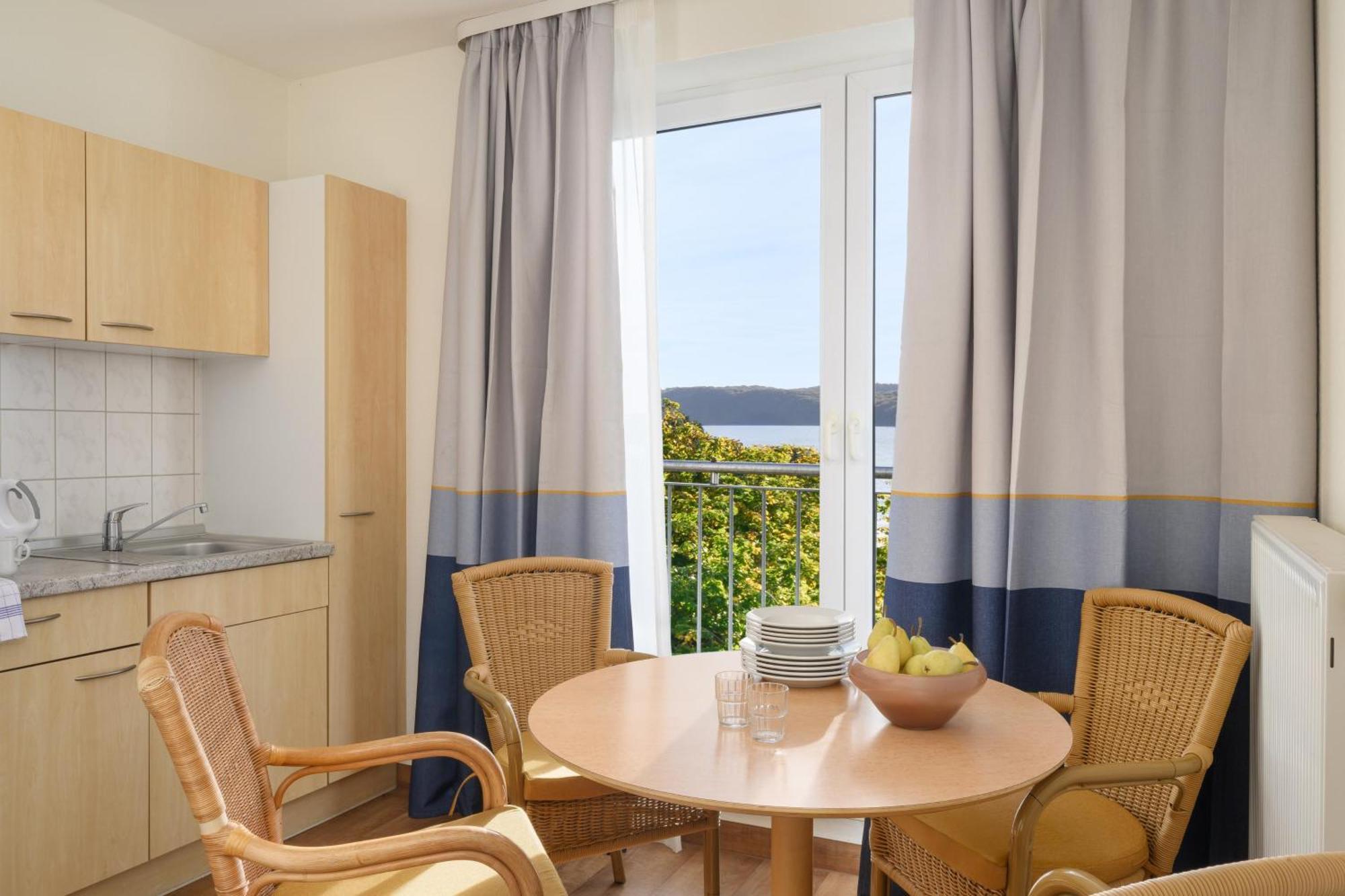 Junior Suite with Broadway view