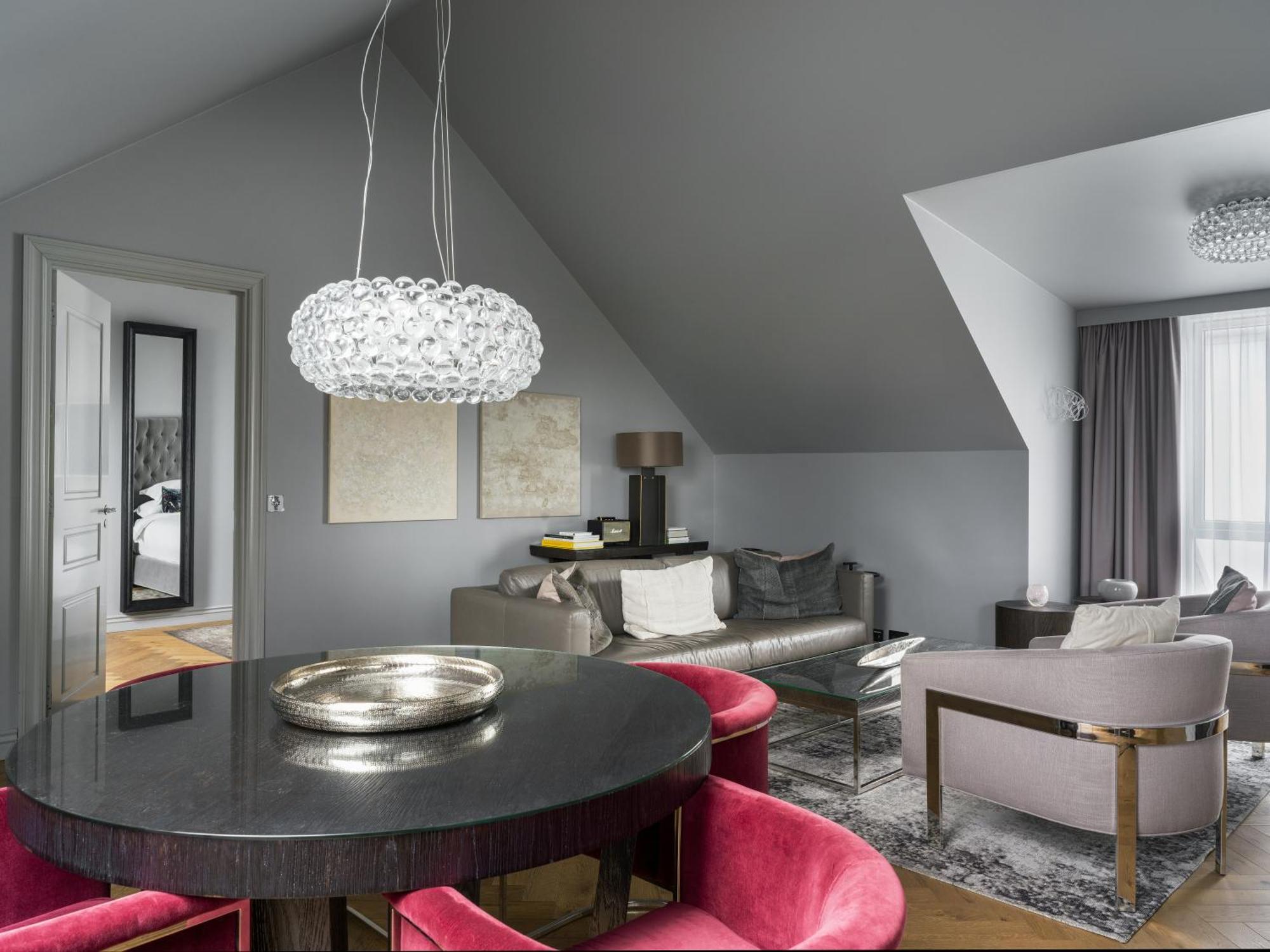 King Suite
