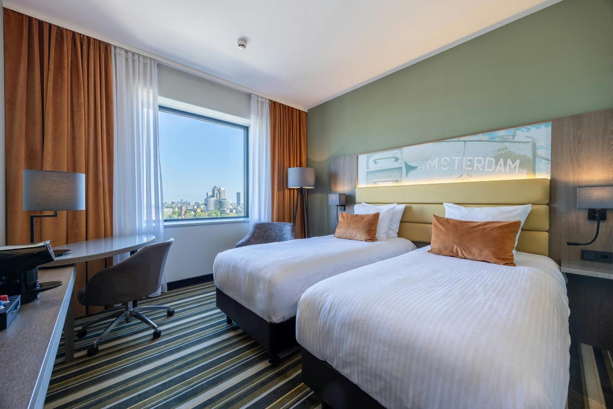 Comfort Room 1 Twin Bed