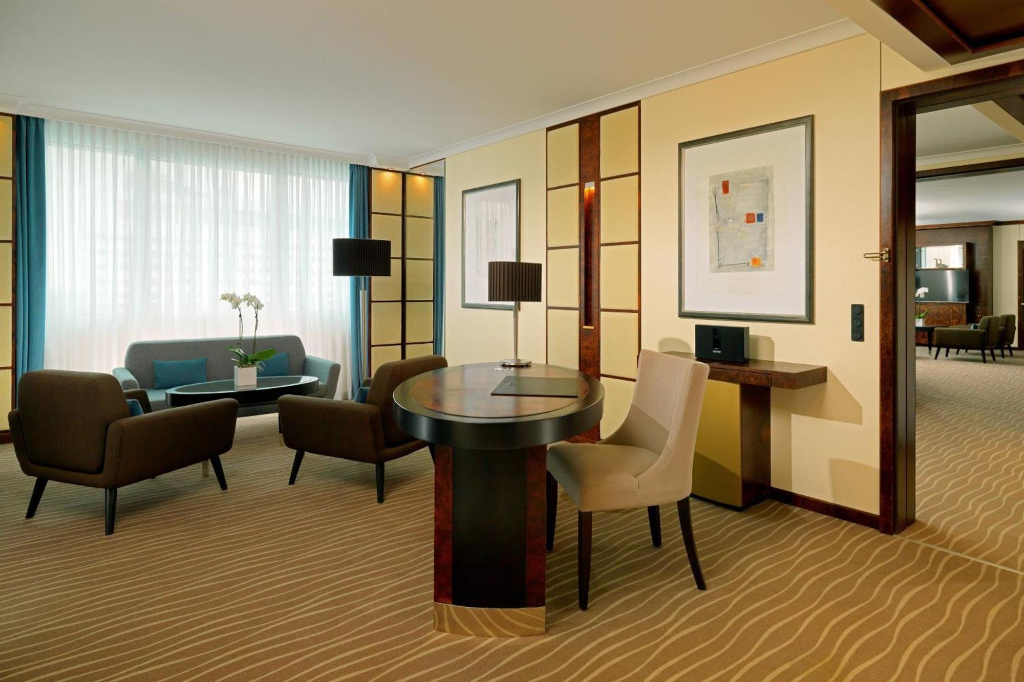 Westin Suite 1Bedroom 1King