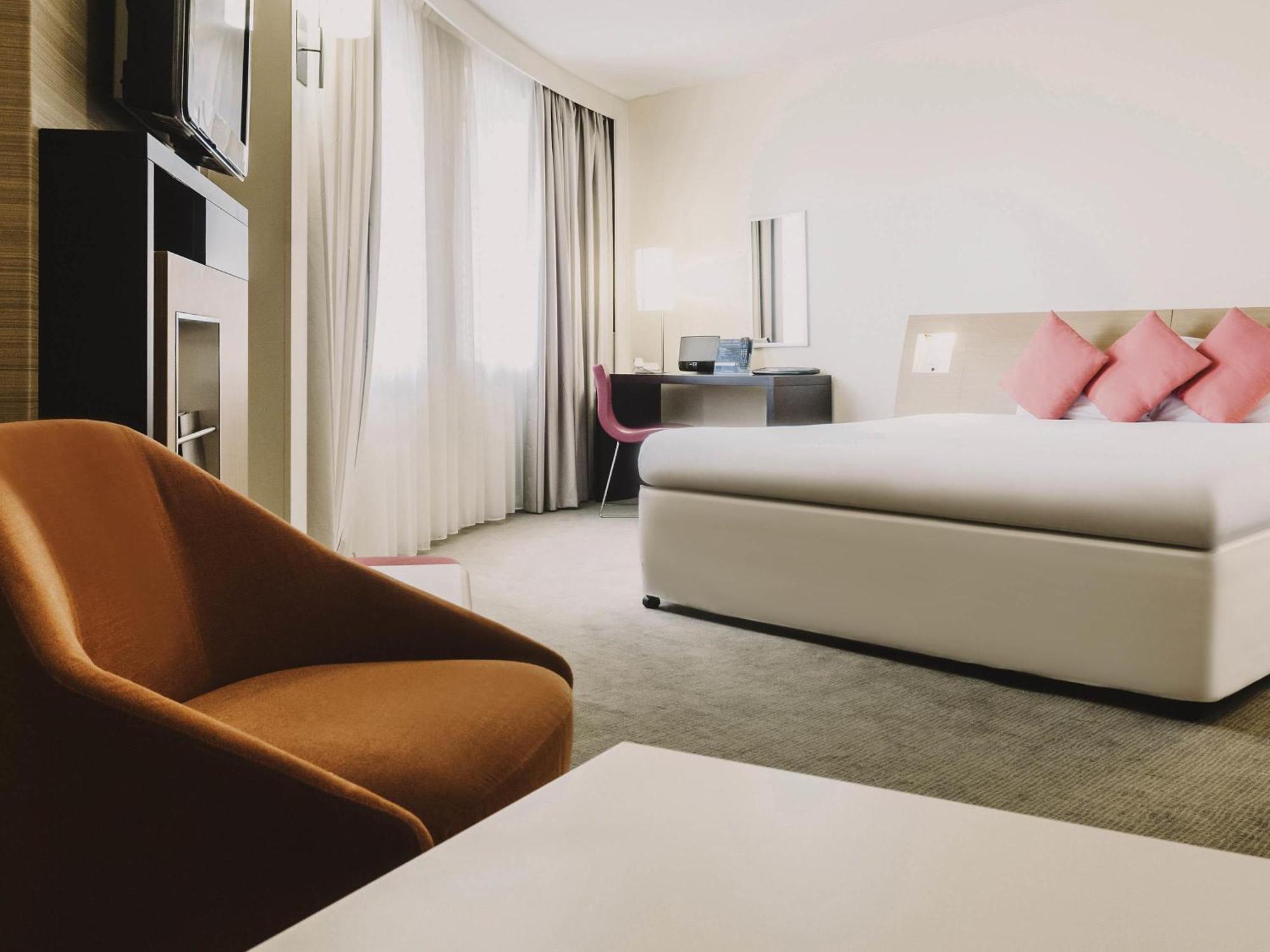 Executive Room 1 King Bed