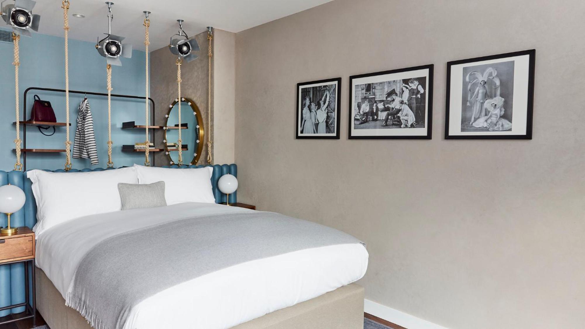 Premium Queen Room City View