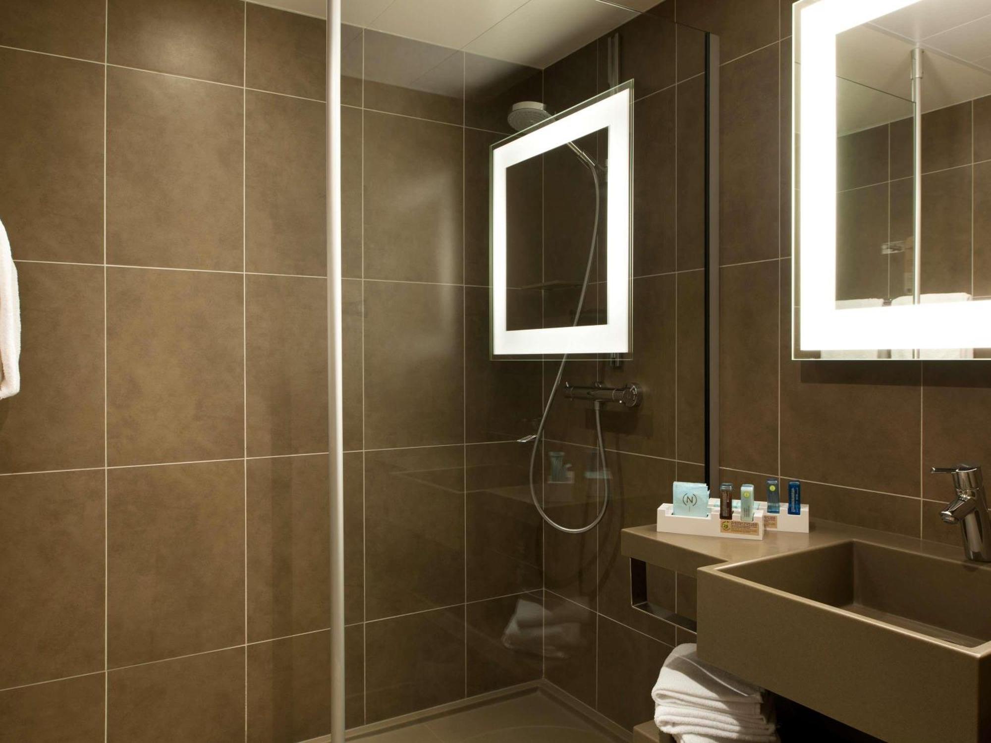 Executive Queen Room