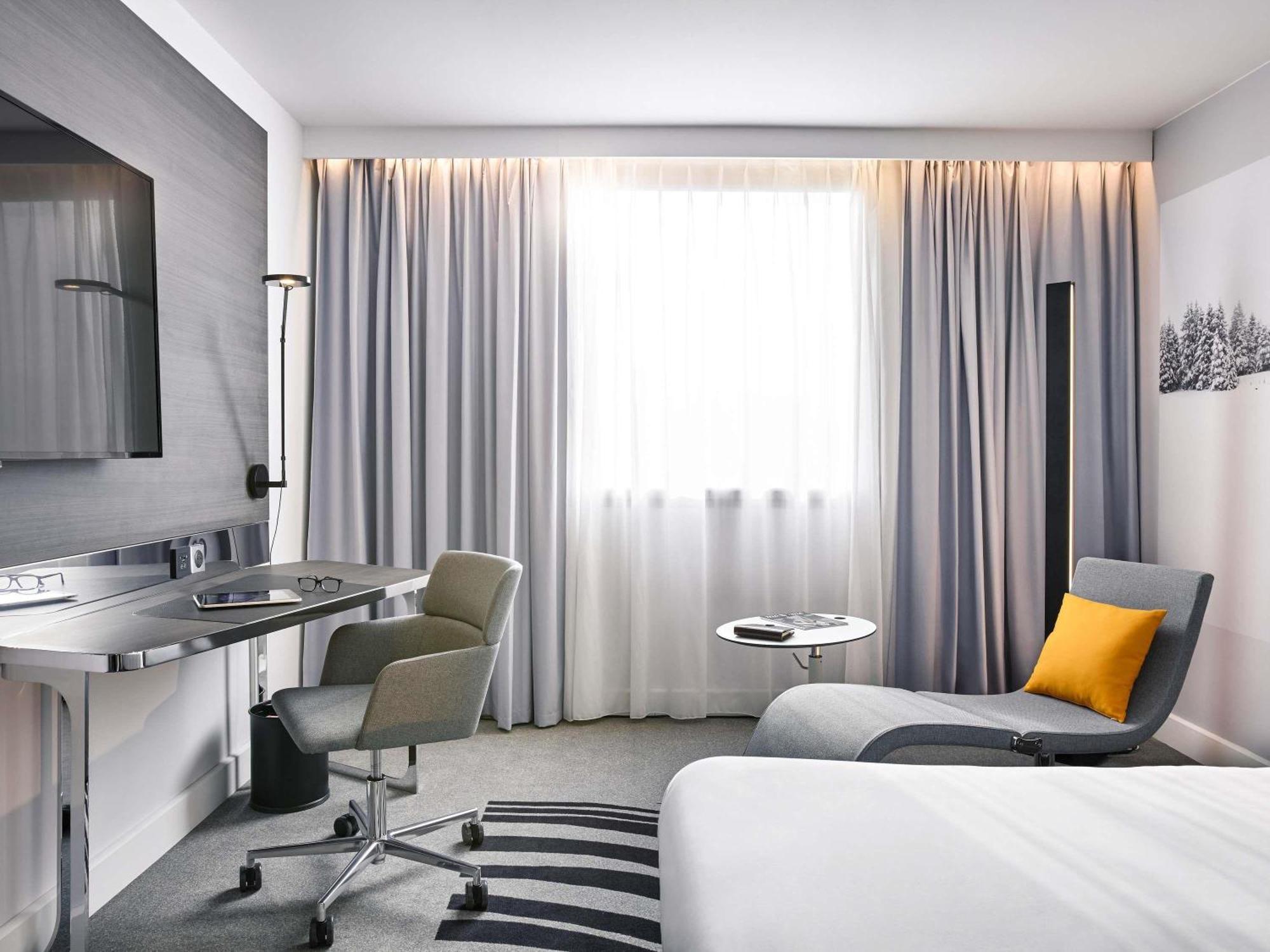 Executive Queen Room