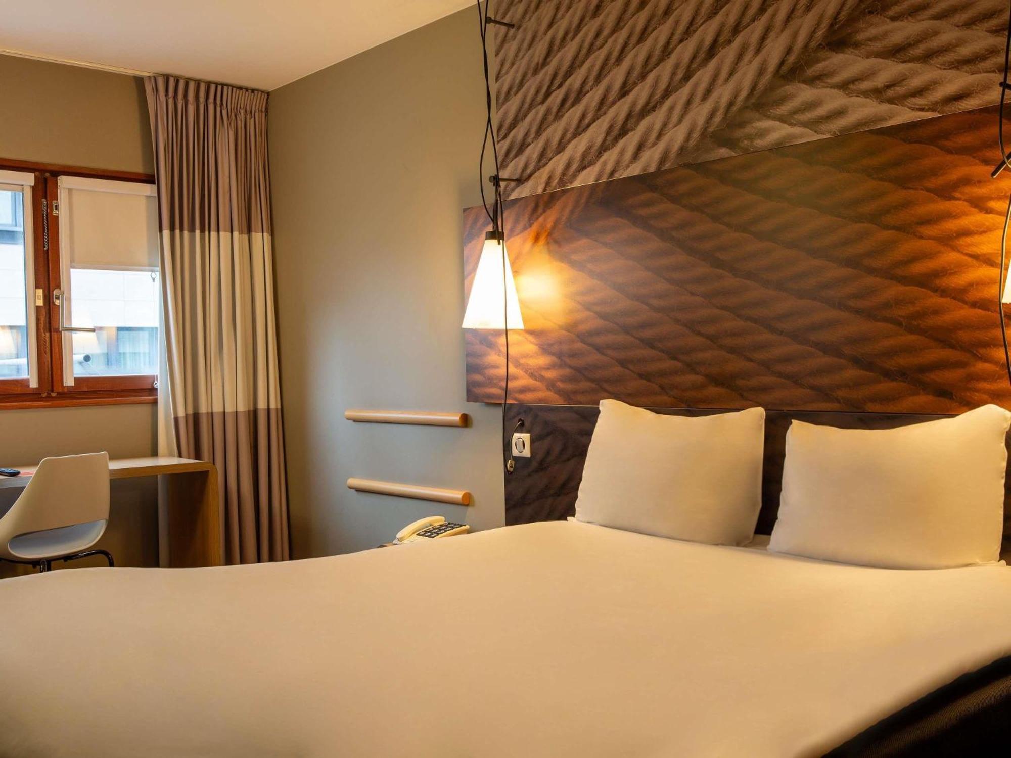 Standard Double Room Disability Access