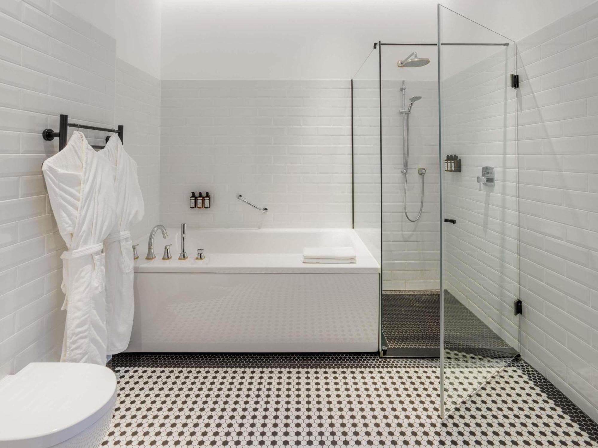 Superior Suite One Double Bed Balcony