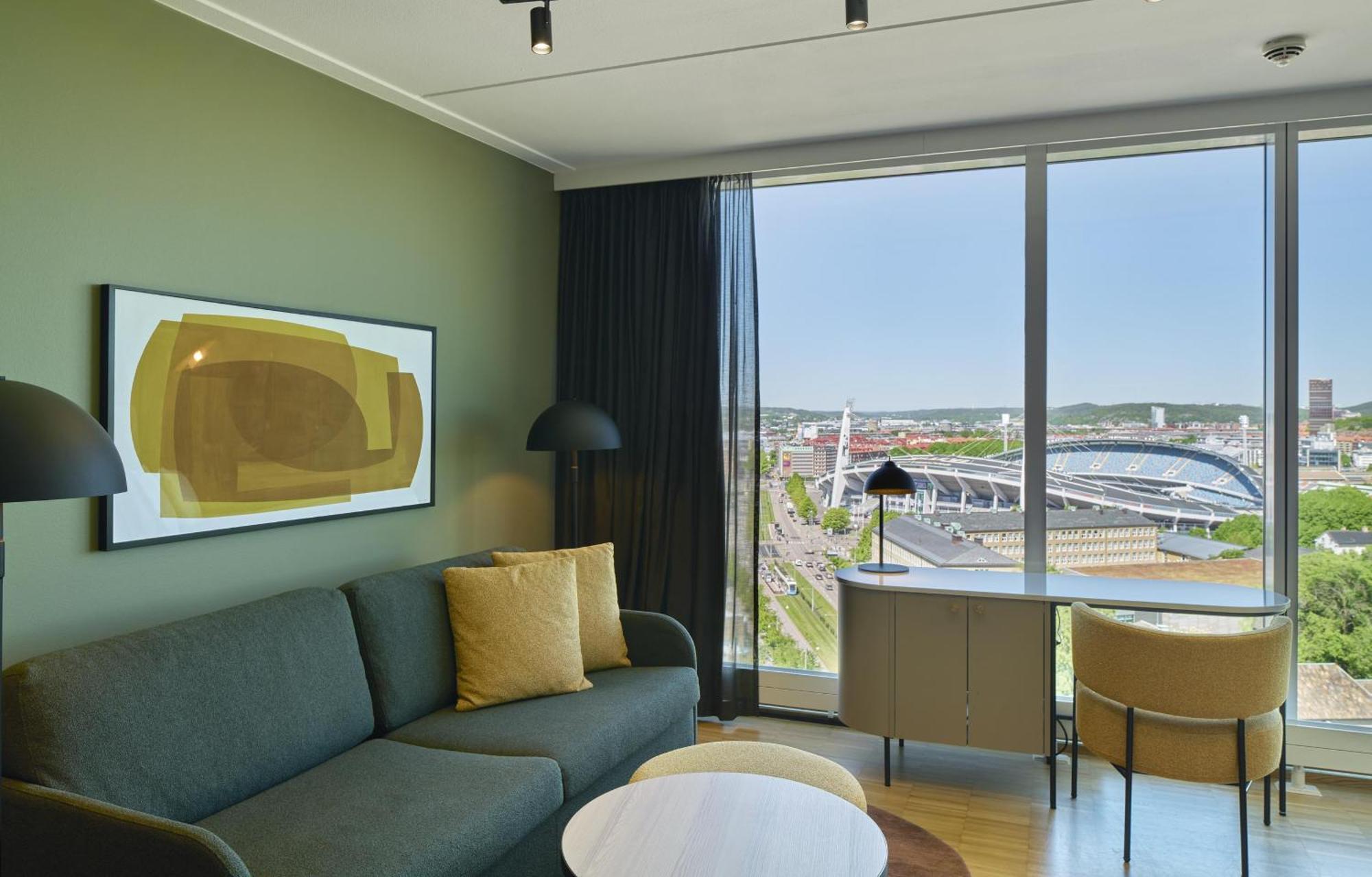Superior King Room