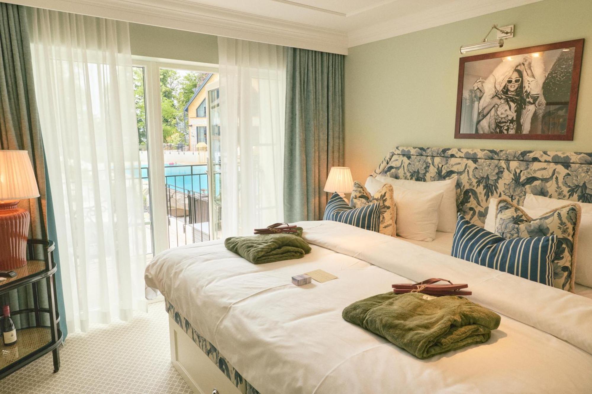 Double Room with Terrace - Including Pool Club Access