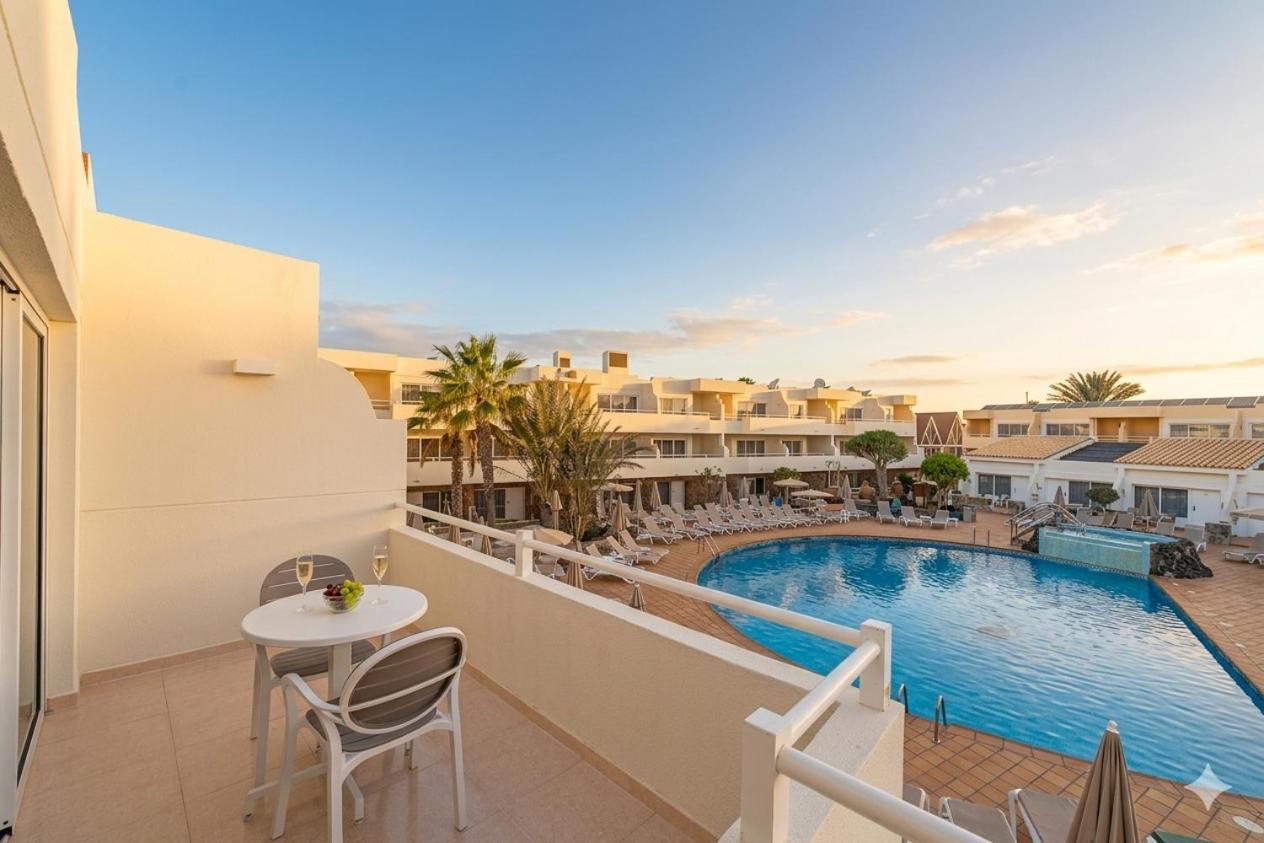 Triple Room Pool View
