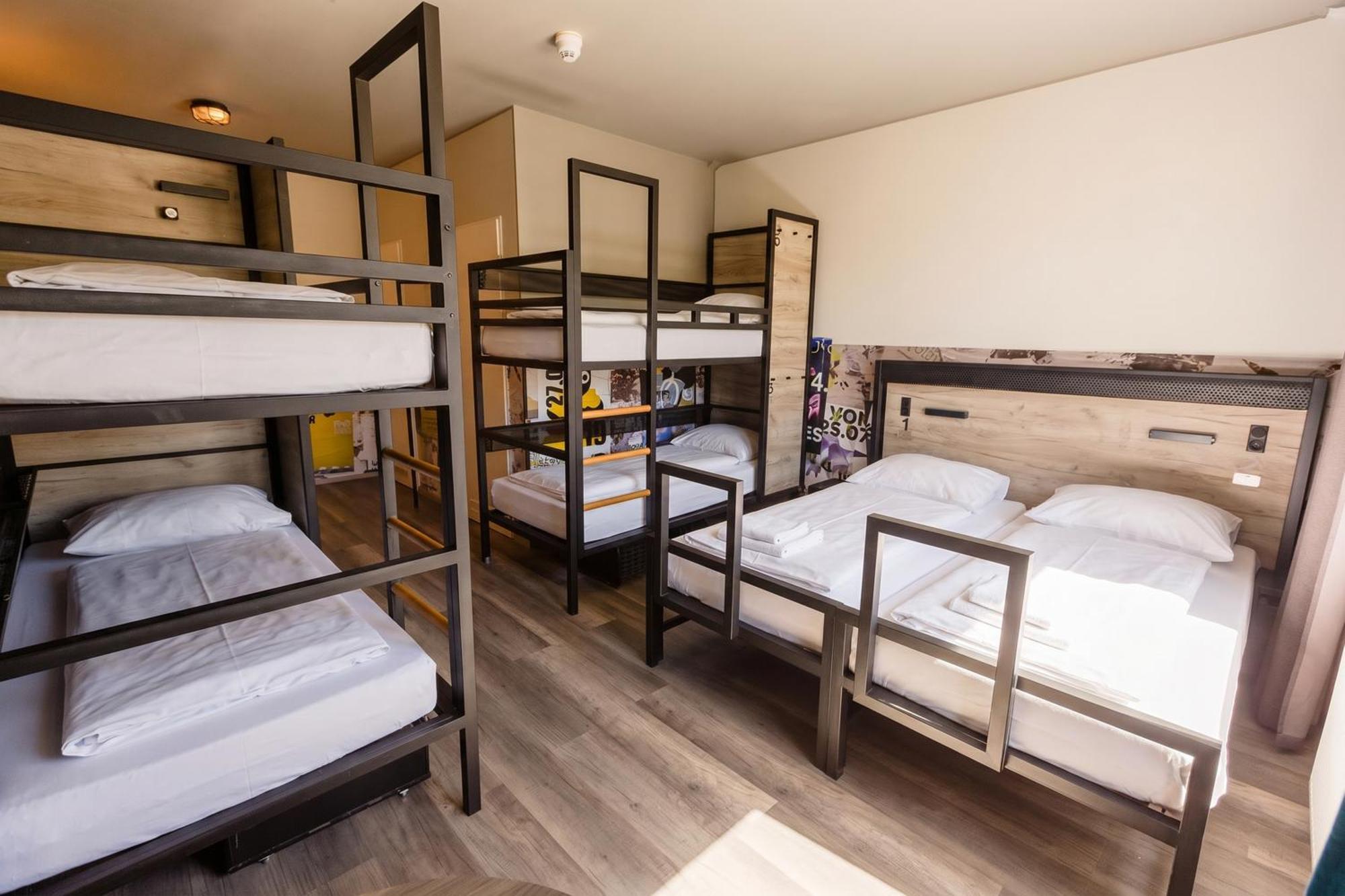 Six-Bed Room