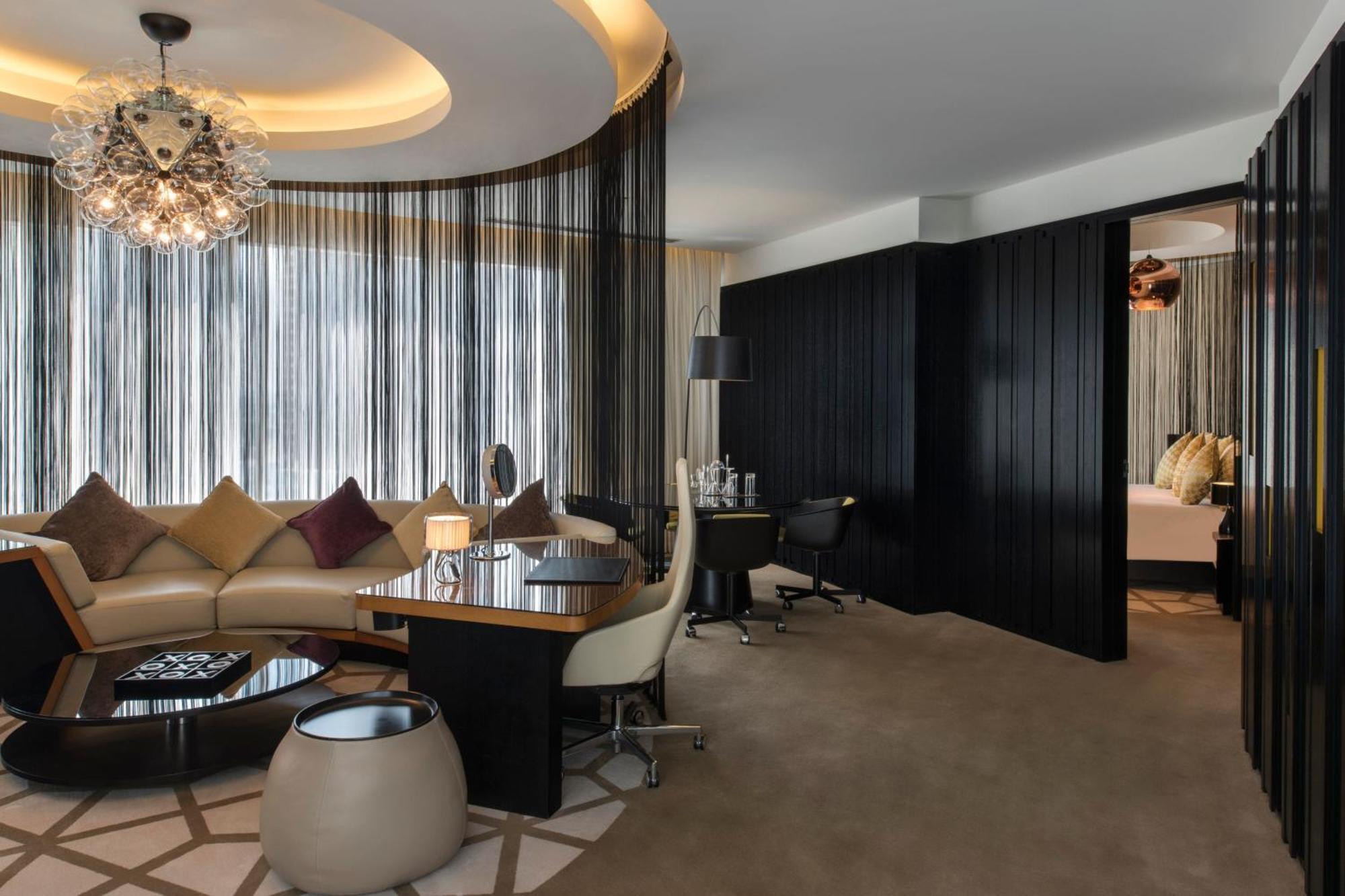 W One-Bedroom Executive King Suite City View