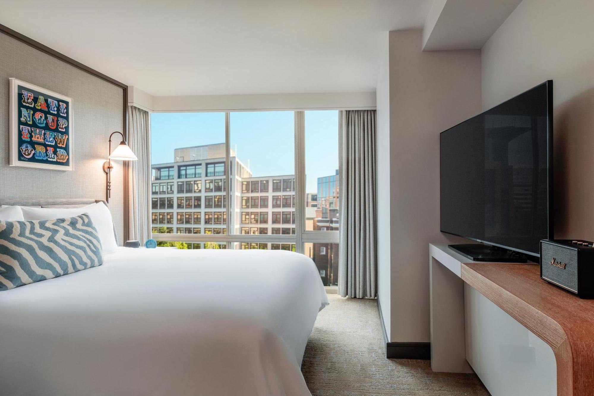 The Wild Rose Suite One Bedroom King
