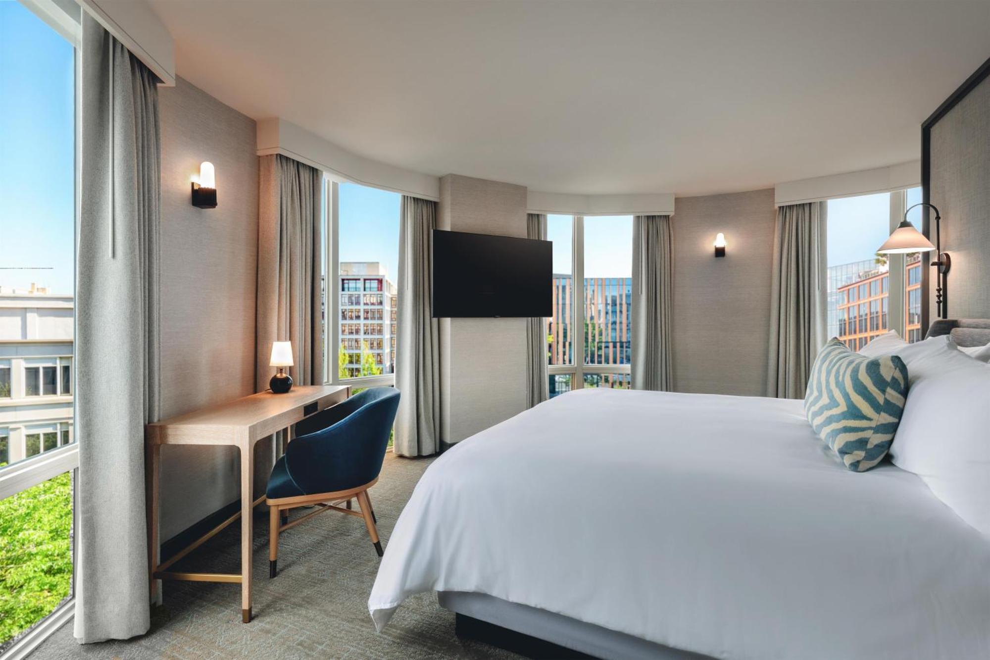The Monument Suite