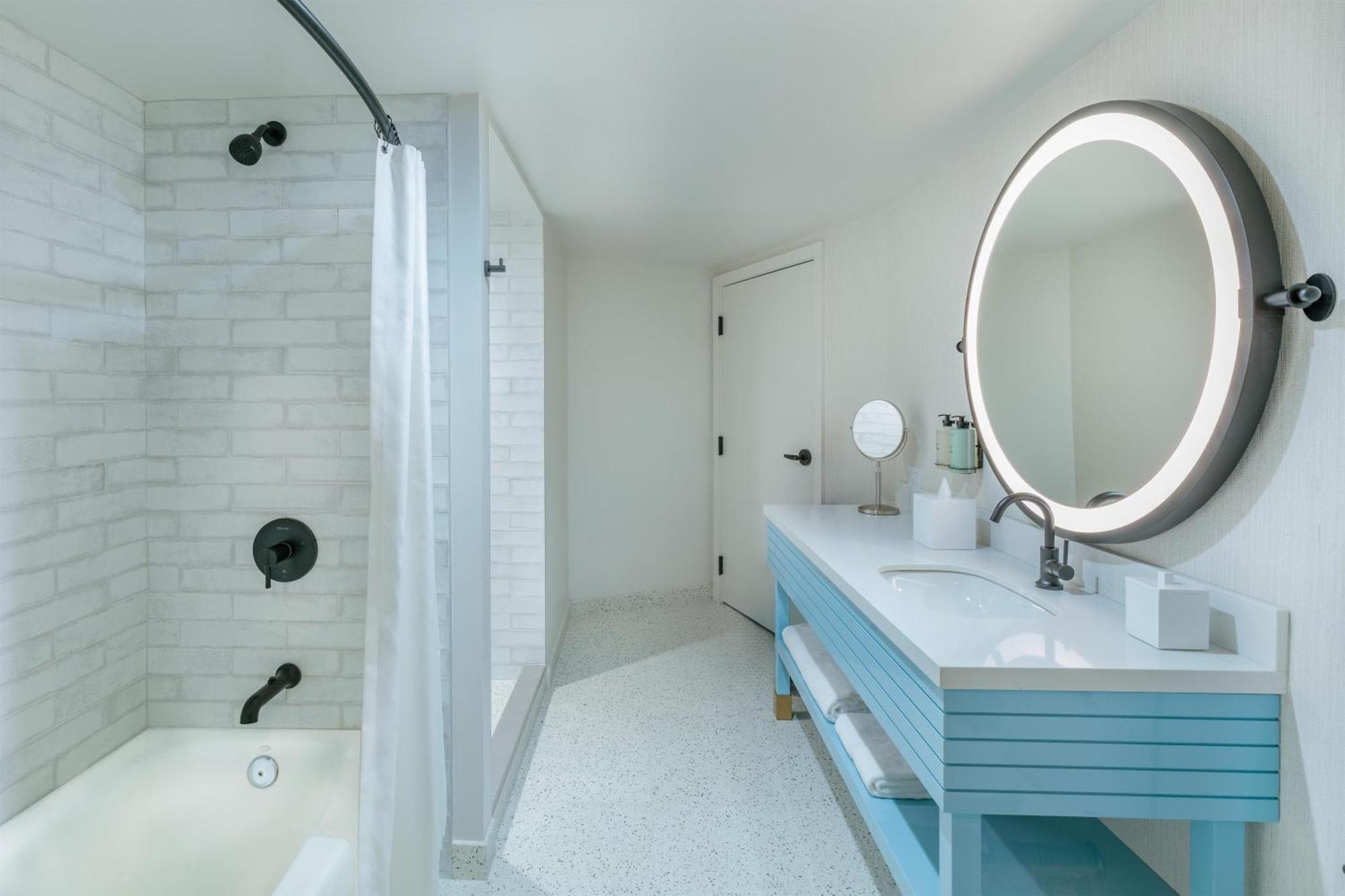 The Monument Suite