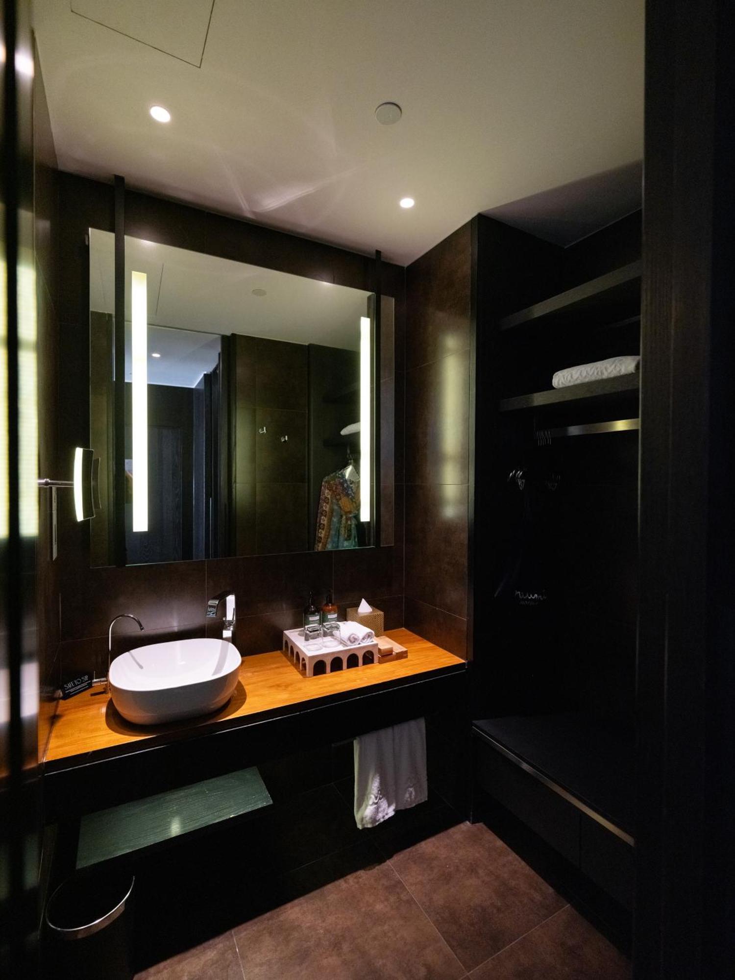 Eden or Nirwana Room