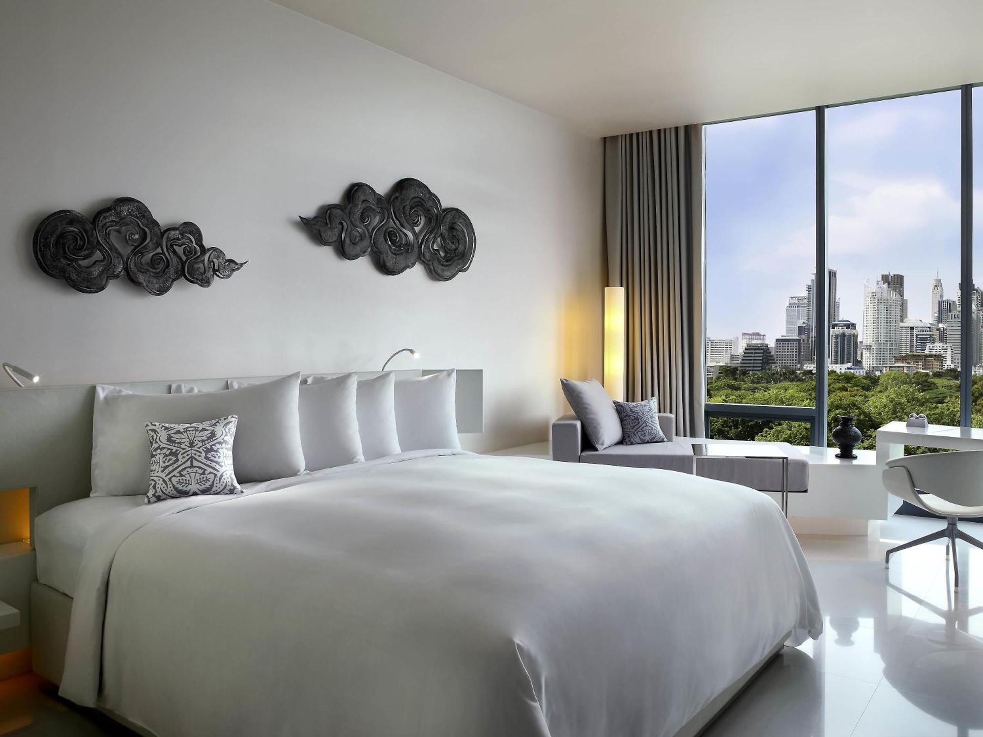 SO King Studio Room Skyline City View Club Signature Benefits,1772921214:JPEG