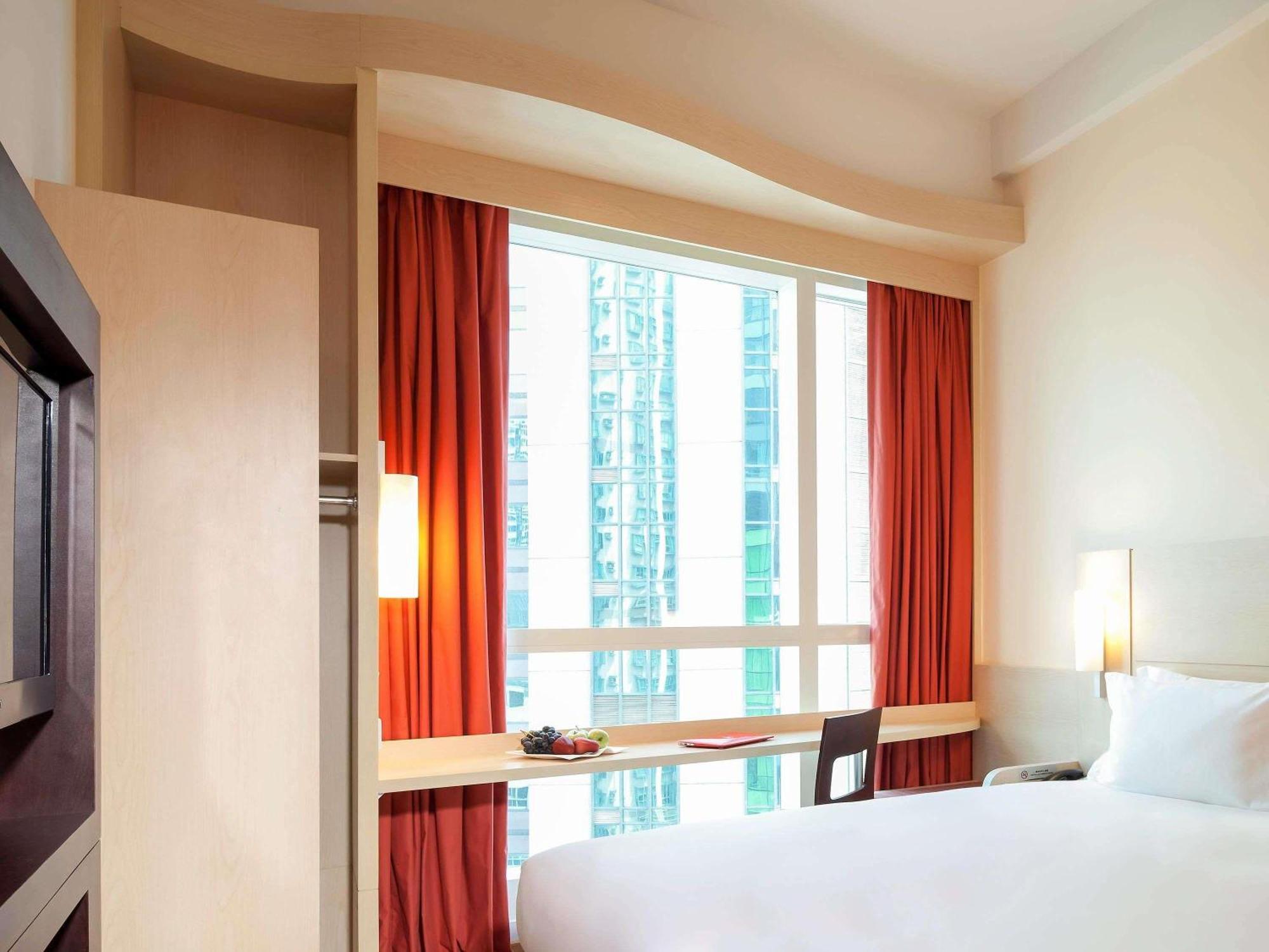 Standard Twin Room Harbour View