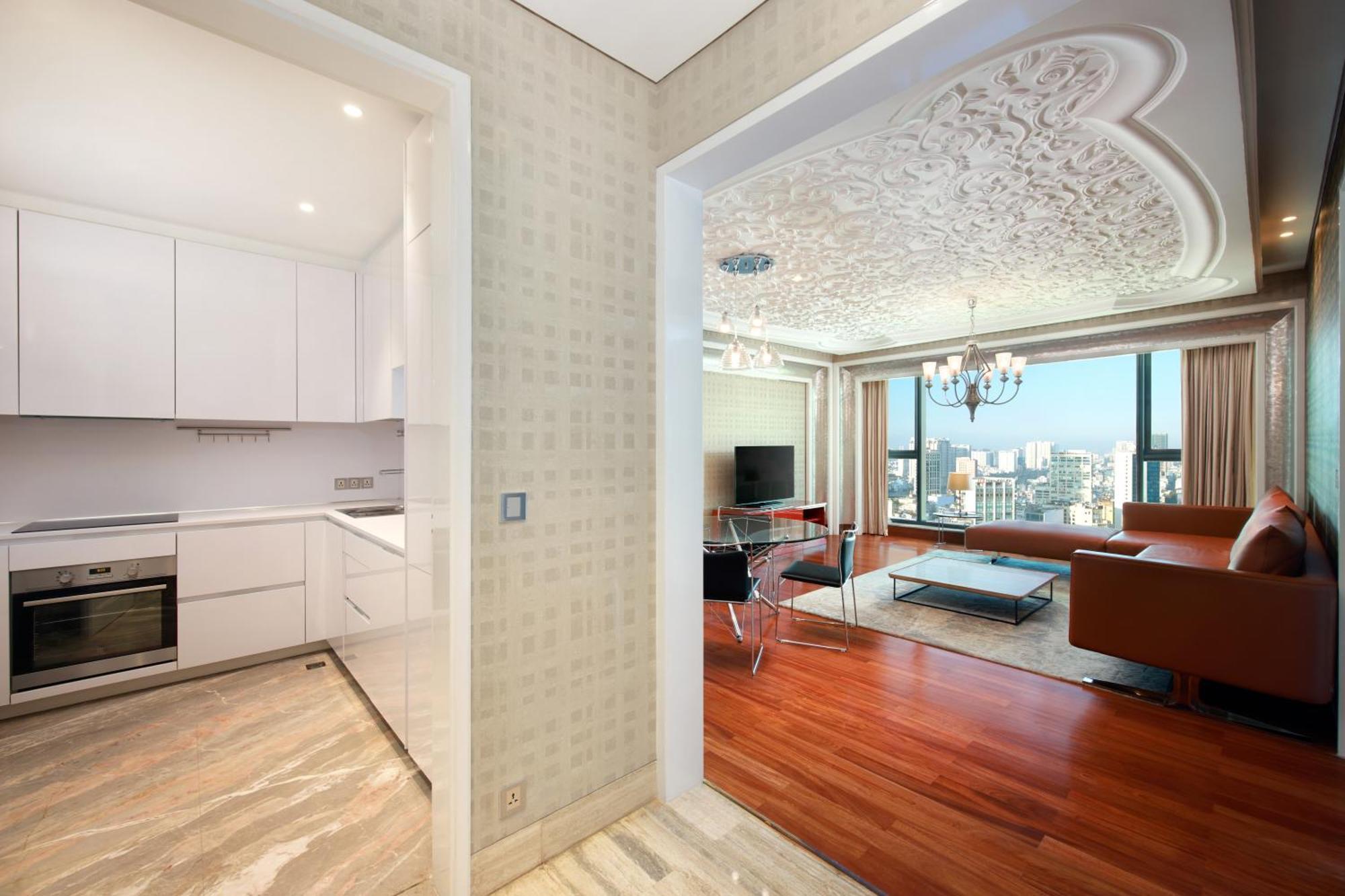One-Bedroom Suite (Modern or Classic Style)