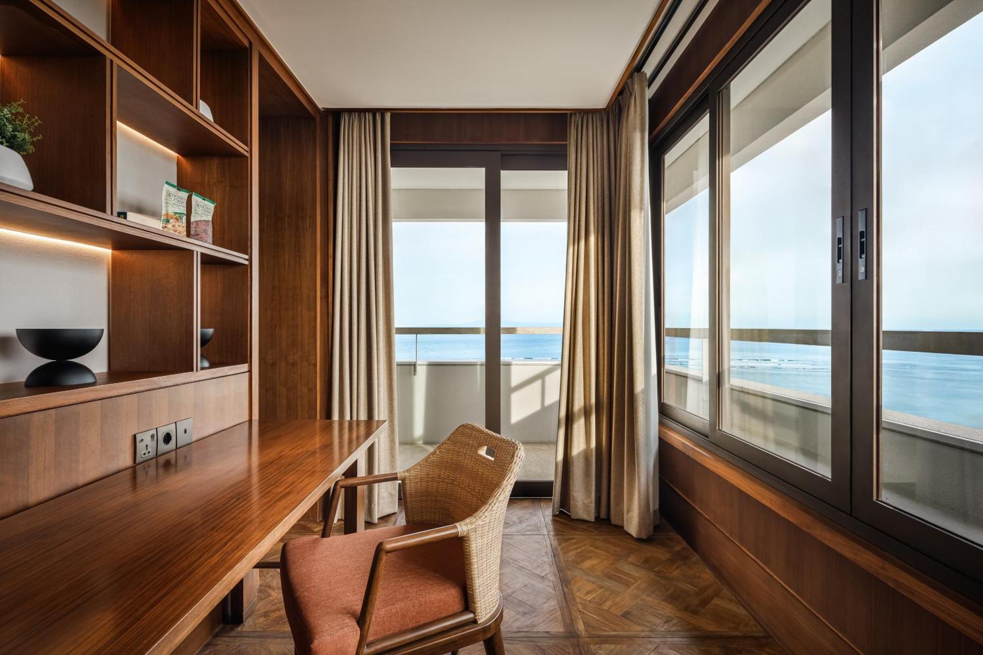 Royal Family Suite Ocean