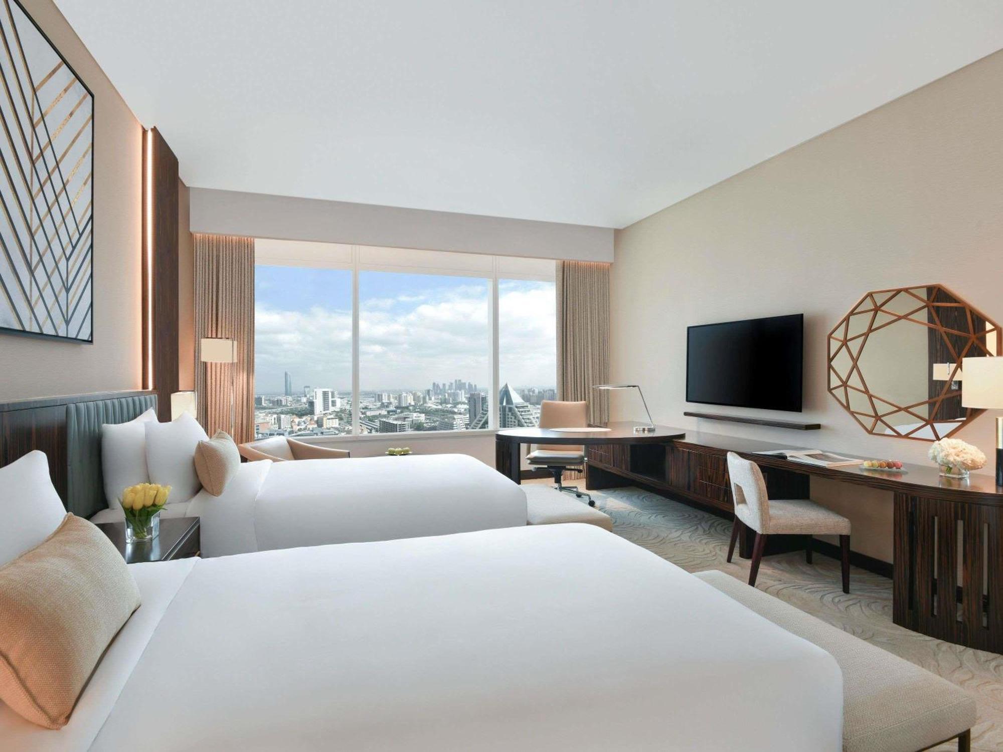 Deluxe Club Twin Room Club Millésime Access
