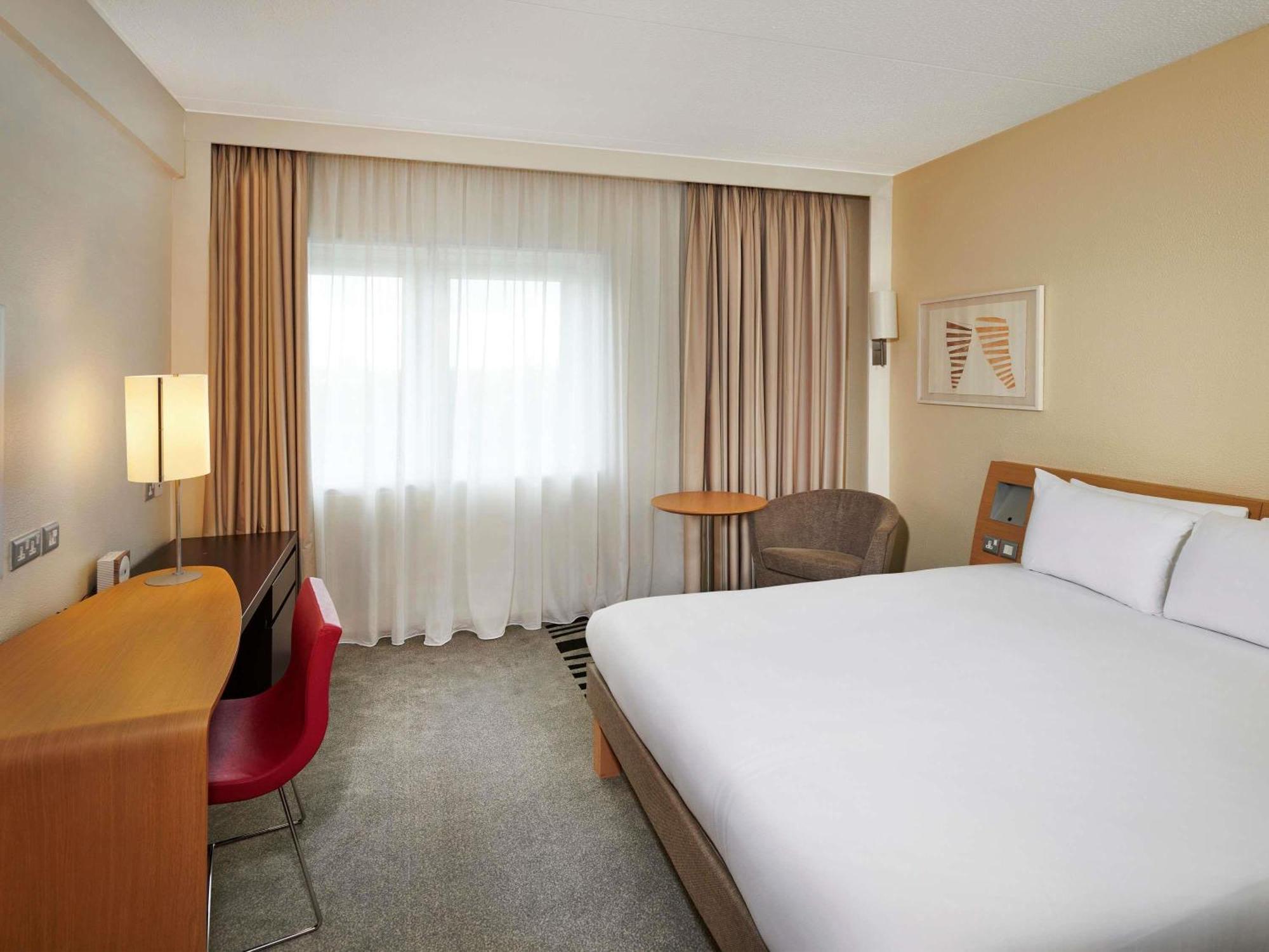 Executive Room,1772874724:JPEG