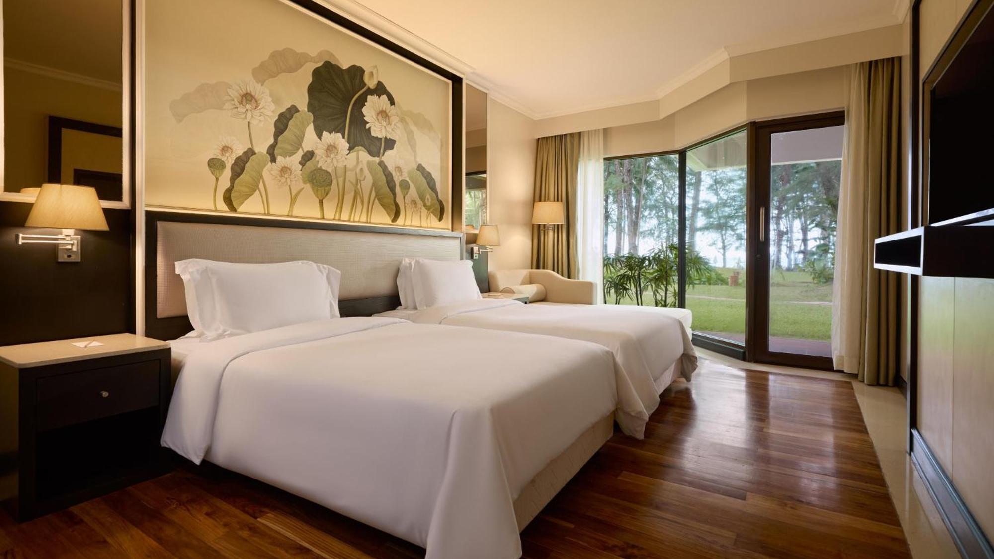 Landmark Suite Twin