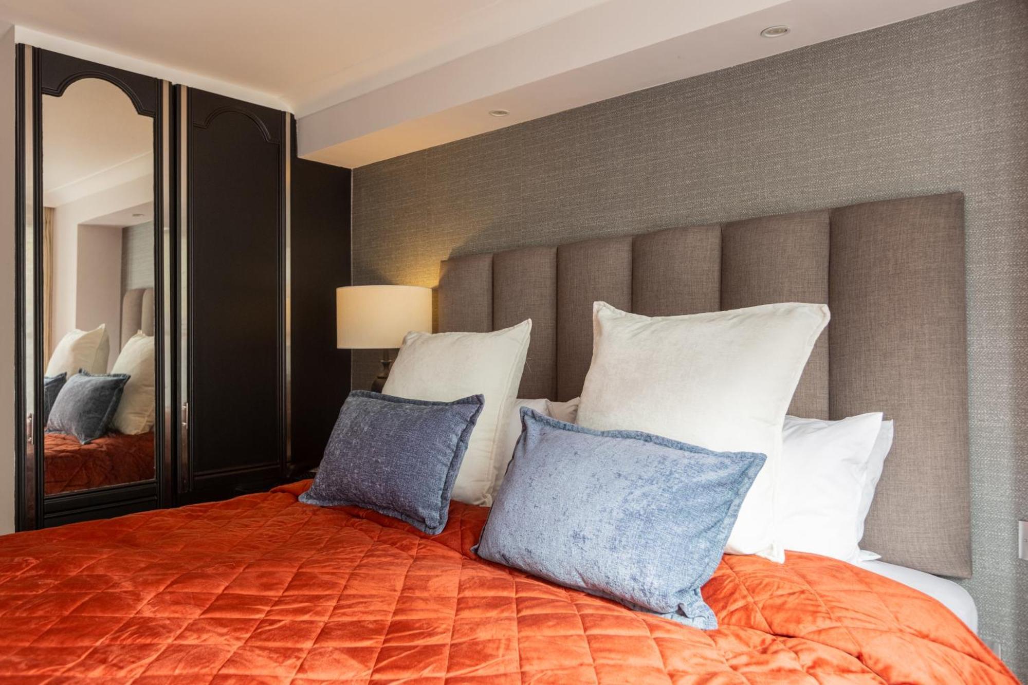 Executive Three-Bedroom Apartment