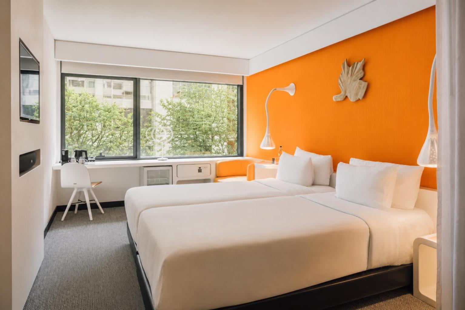 Deluxe Double or Twin Room City View