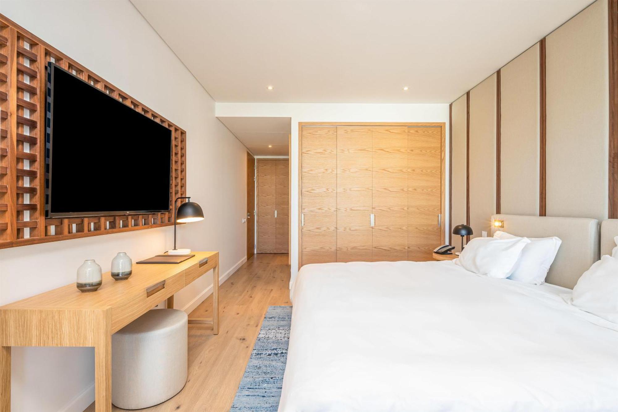 Standard Queen Room River View